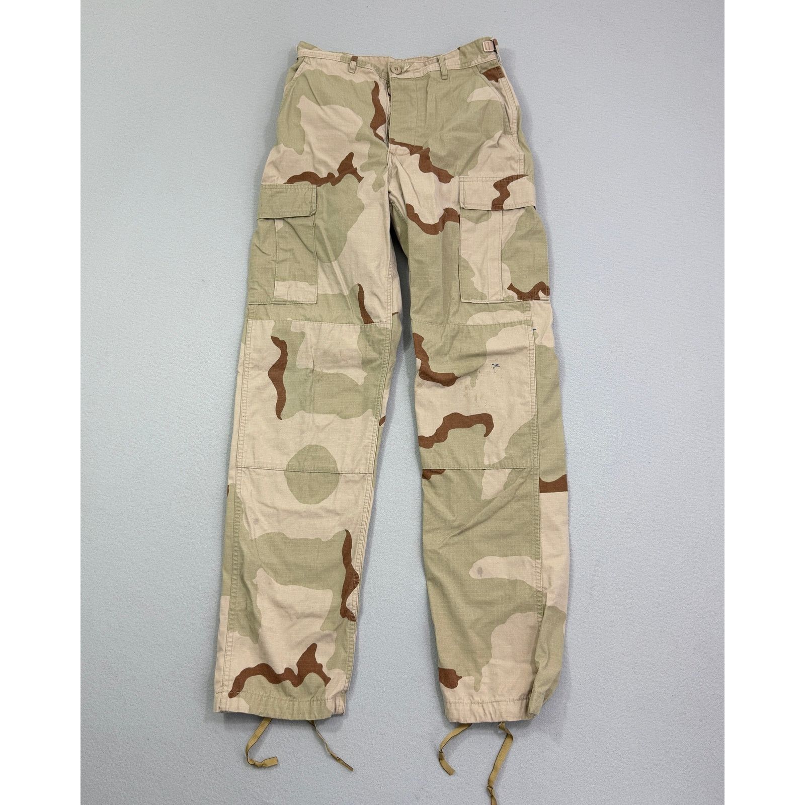 Vintage Vintage US Military Cargo Pants Small X-Long Camo Desert Size US 30 / EU 46 - 1 Thumbnail