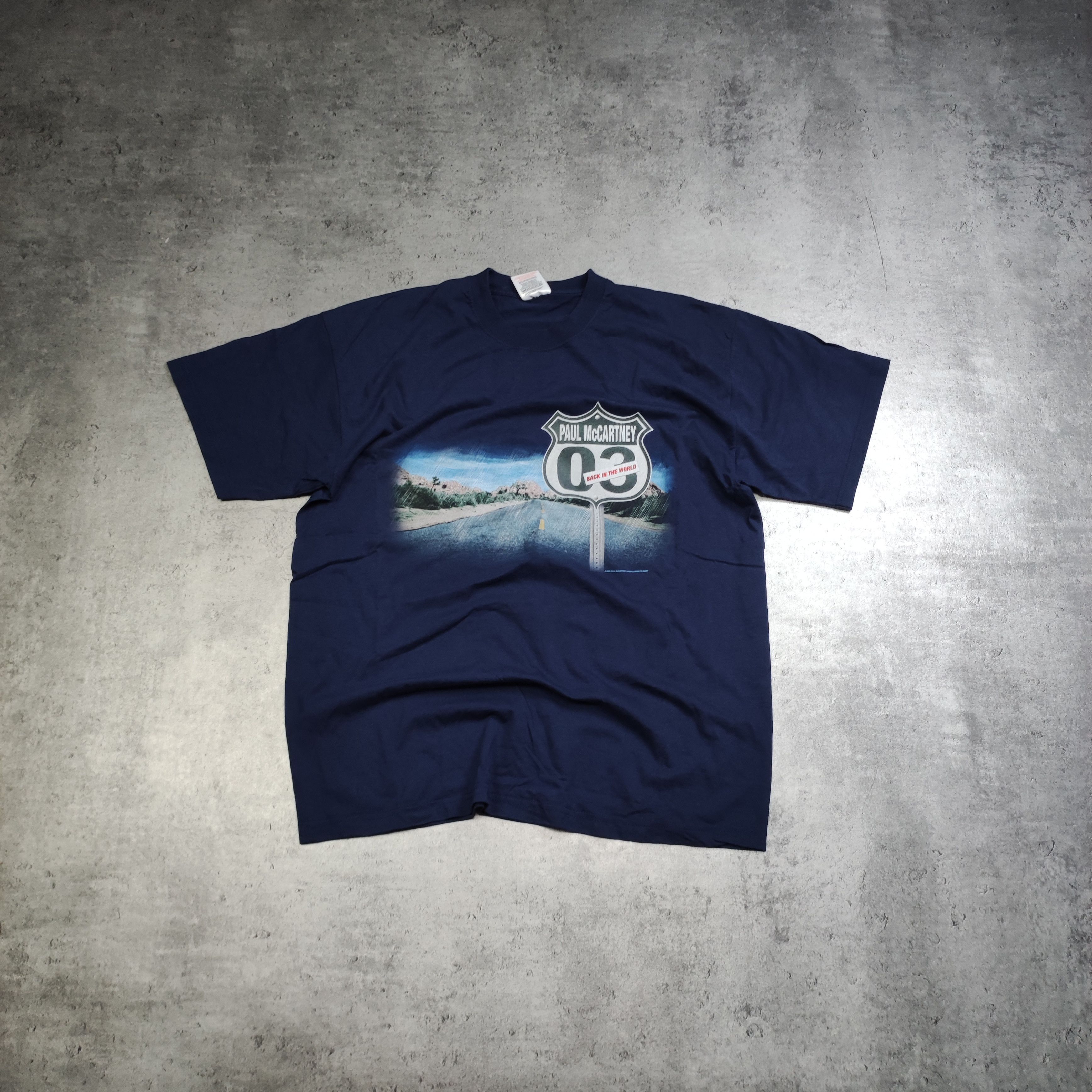 Band Tees × Vintage RARE Vintage Paul McCartney Back in The World 2003 Tour Tee Size US XL / EU 56 / 4 - 1 Thumbnail