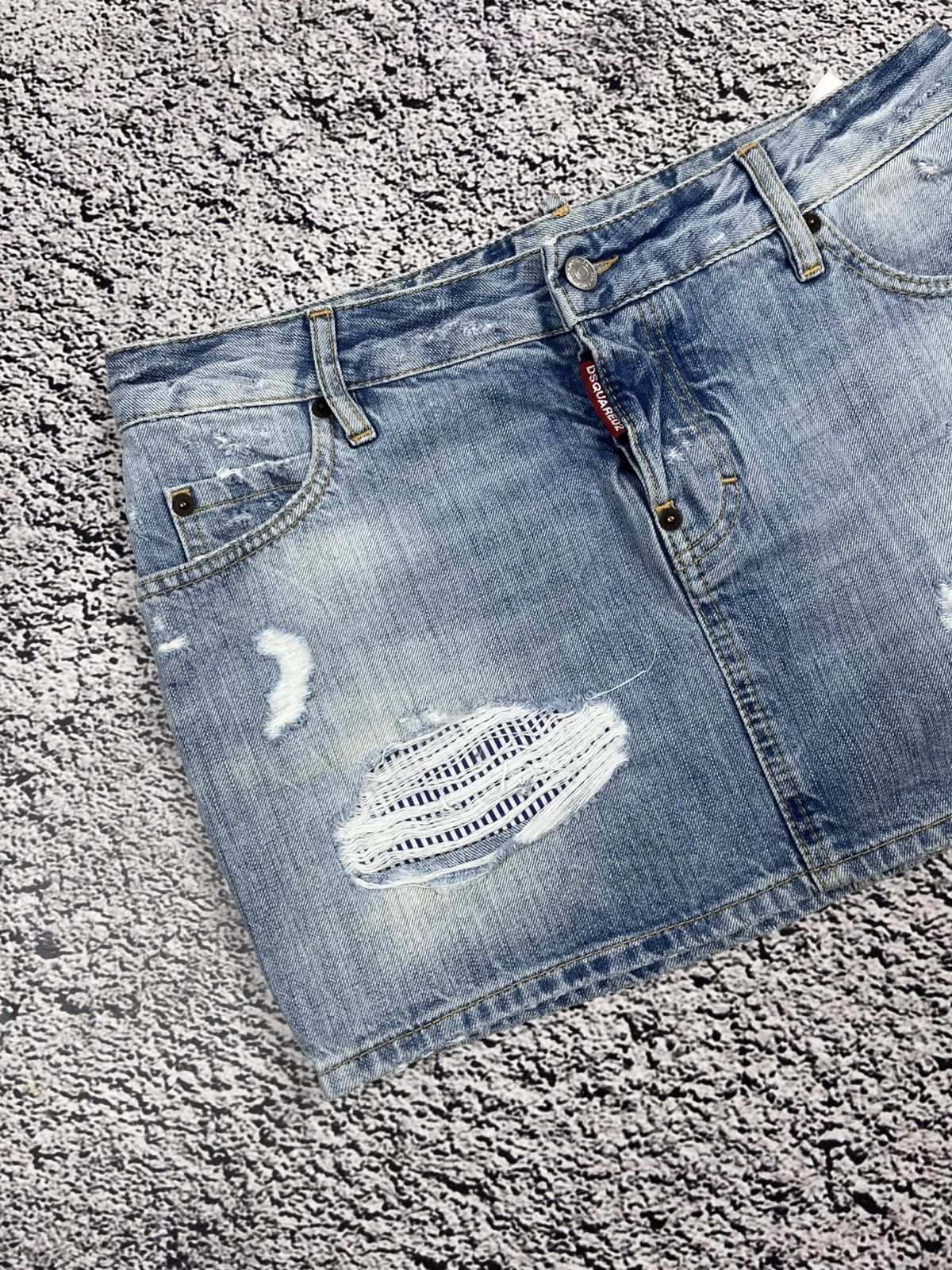 Dsquared2 VINTAGE DSQUARED2 AVANT GARDE MINI JEANS SKIRT Size 28" / US 6 / IT 42 - 6 Thumbnail