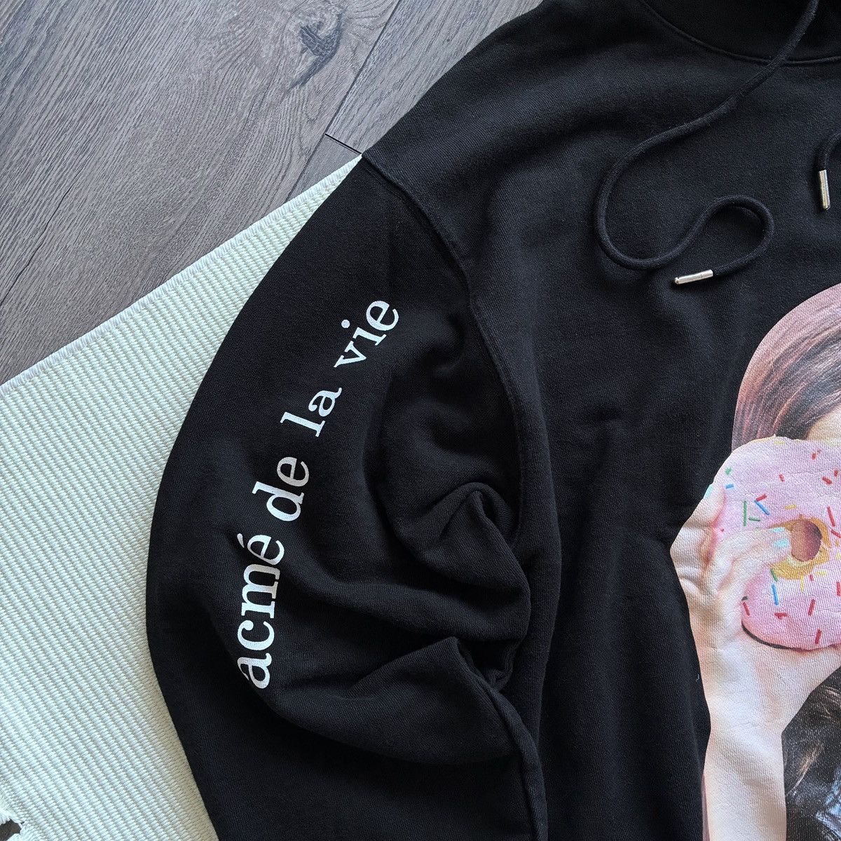 Other ADLV acmé de la vie Donut Girl Print Black Hoodie Size US L / EU 52-54 / 3 - 3 Thumbnail
