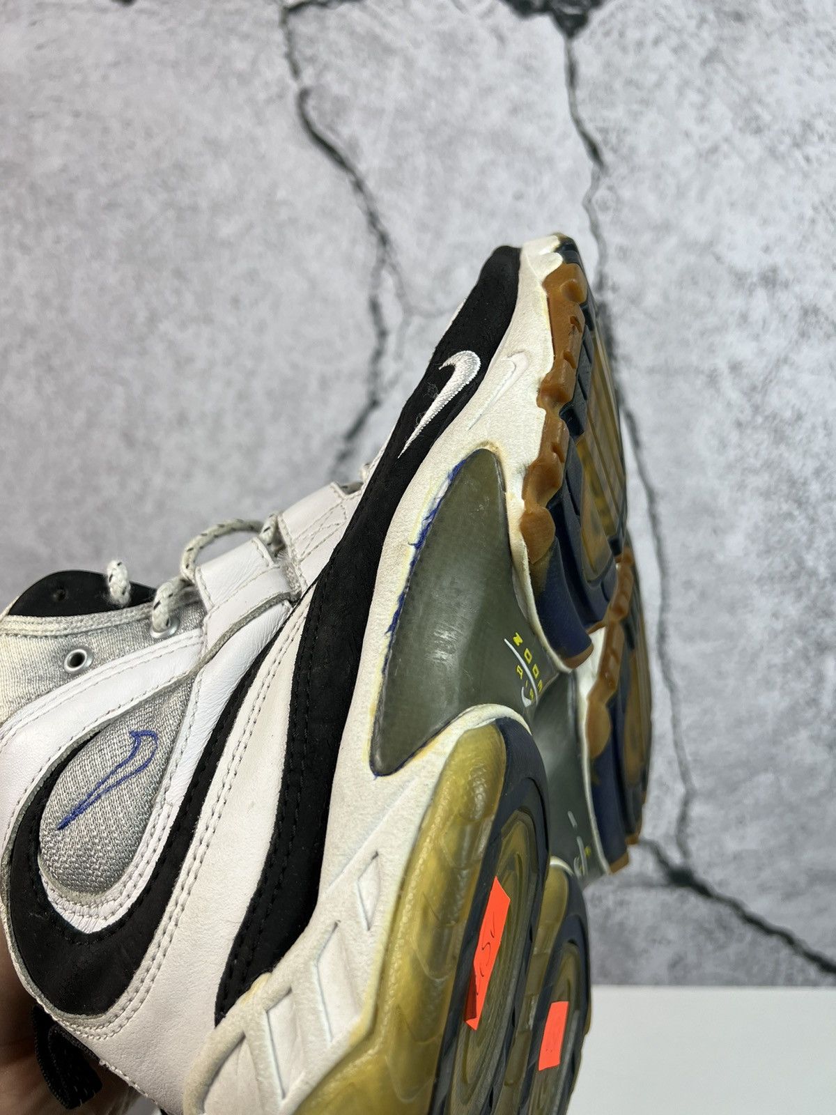 Nike × Vintage Vintage 90s 1996 Nike Air Zoom sneakers shoes Size US 8.5 / IT 38.5 - 8 Thumbnail