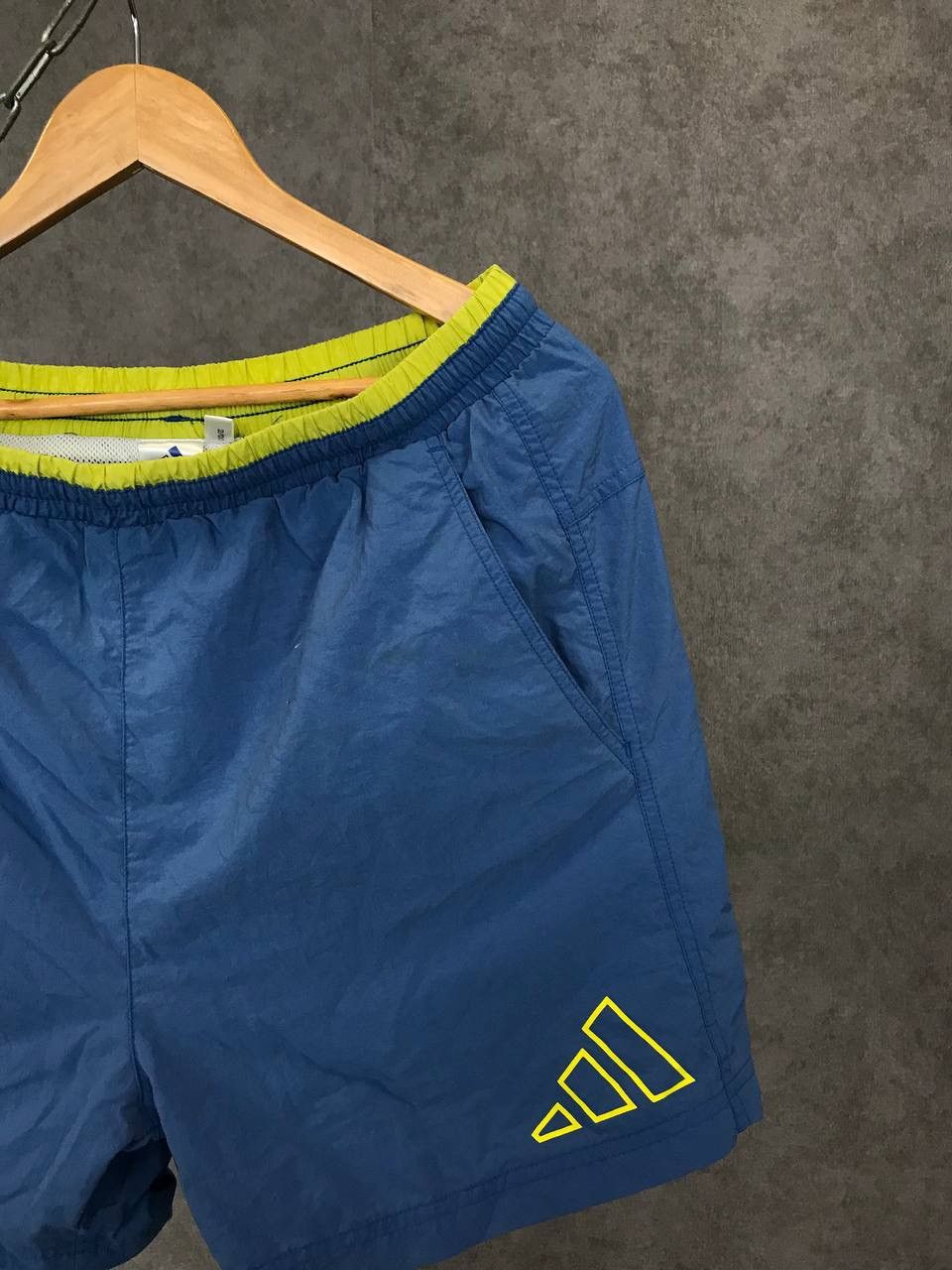 Vintage Adidas vintage sportswear shorts Size US 32 / EU 48 - 2 Thumbnail