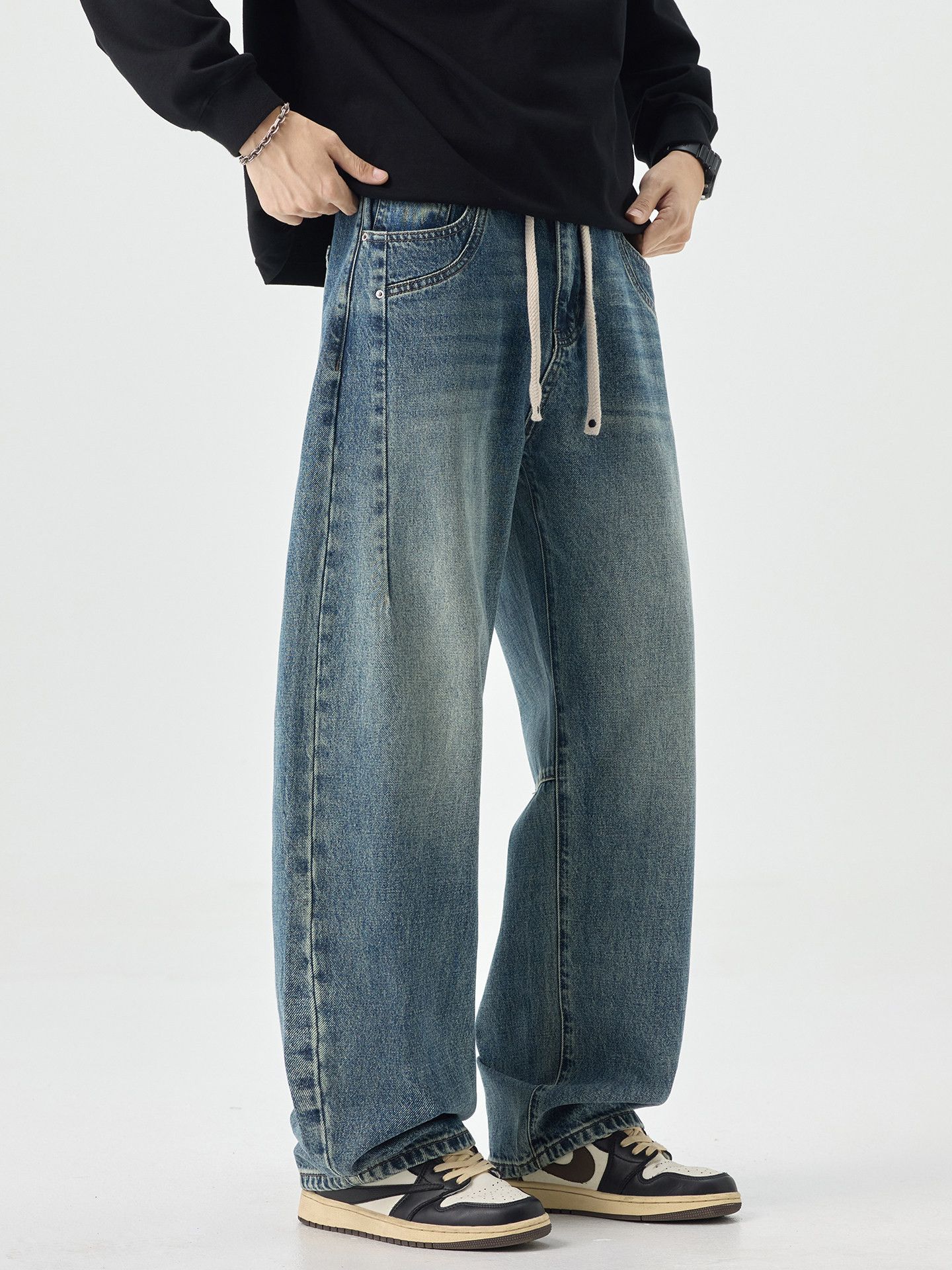 Vintage American high street men's loose straight leg curved jeans Size US 32 / EU 48 - 1 Thumbnail
