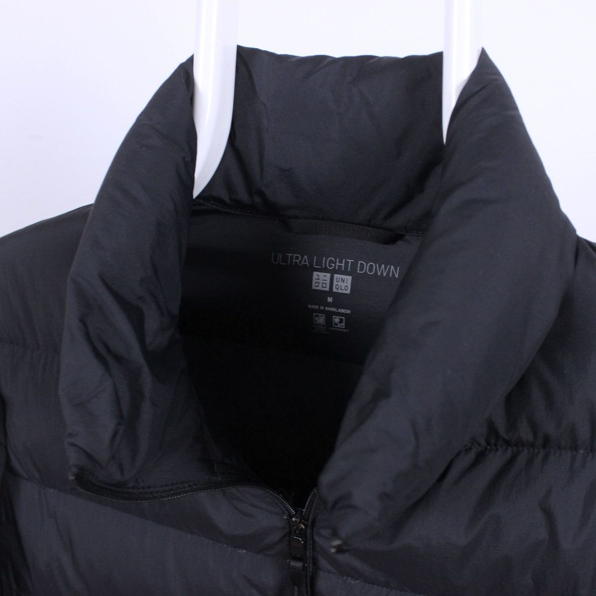 Uniqlo Uniqlo Ultra Light Down Jacket Size M / US 6-8 / IT 42-44 - 3 Thumbnail