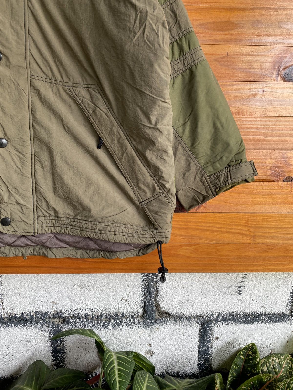 Nike Vintage Nike Two-Tone Quilted Insulated Olive Green & Khaki Size US XL / EU 56 / 4 - 8 Thumbnail