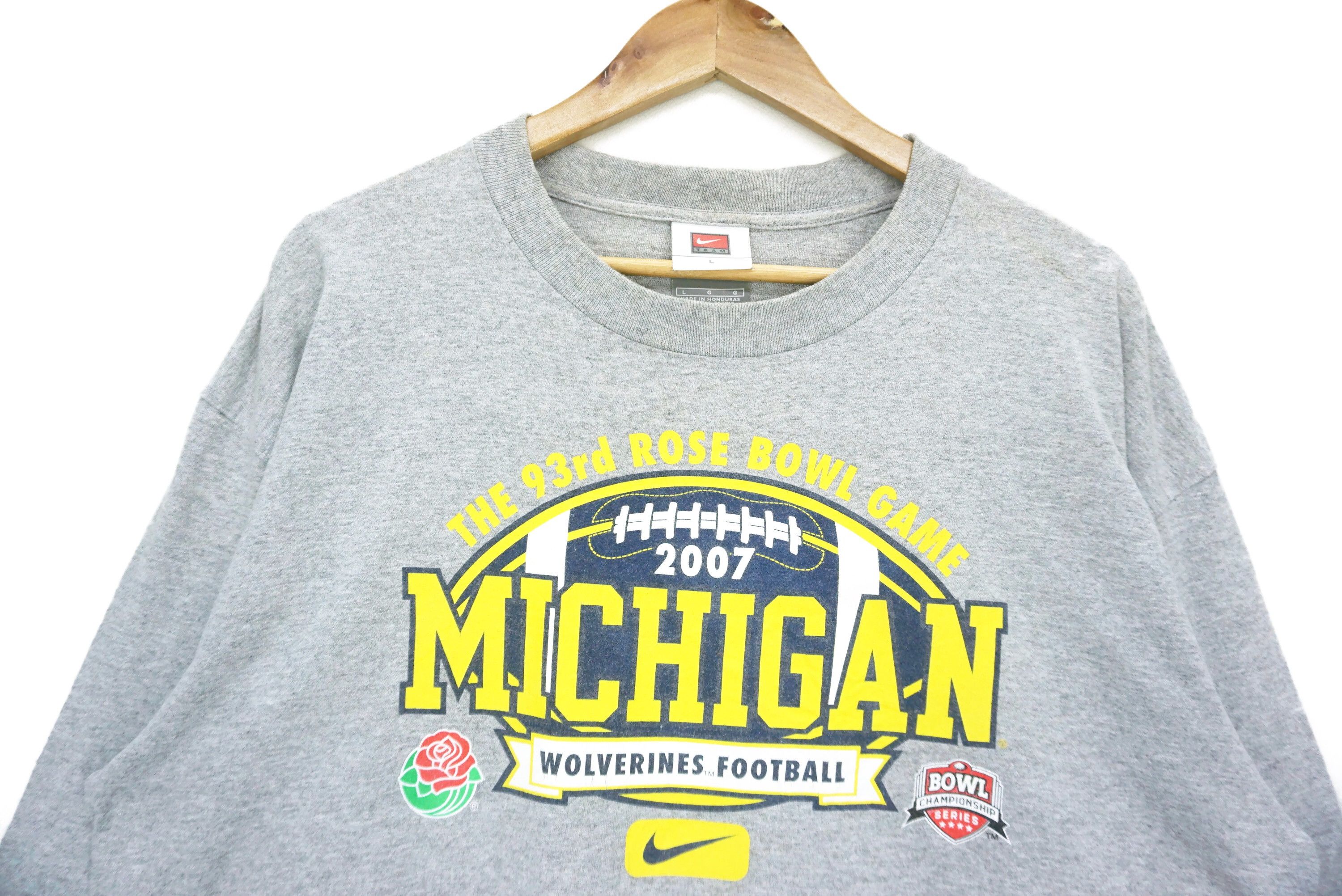 Nike Michigan Wolverine Football 93rd Rose Bowl Game Baggy Tee Size US L / EU 52-54 / 3 - 3 Thumbnail