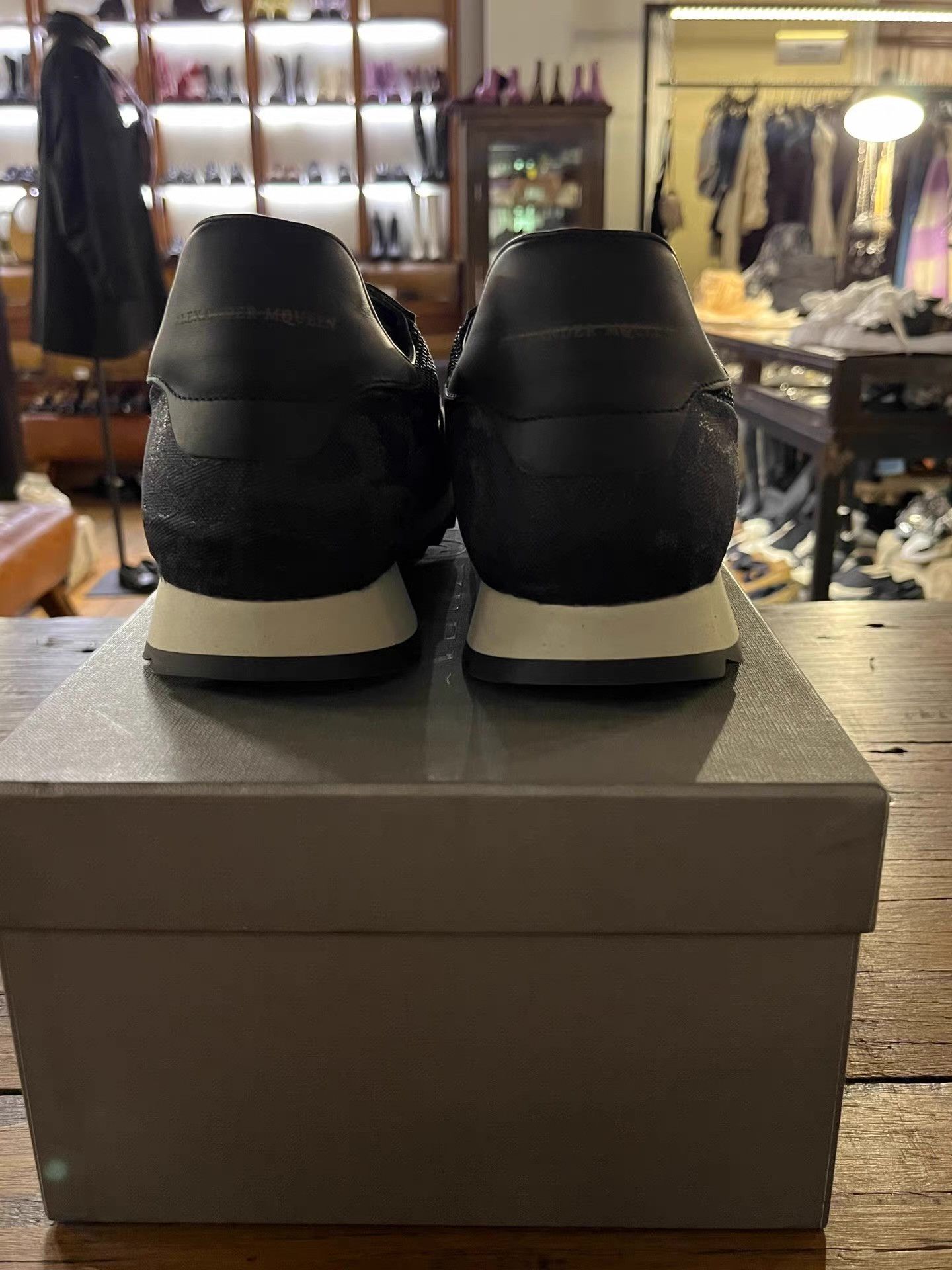 Alexander McQueen Alexander McQueen 15SS Men’s Feather‑Print Sneakers Ｑ25 Size US 7 / EU 40 - 2 Thumbnail
