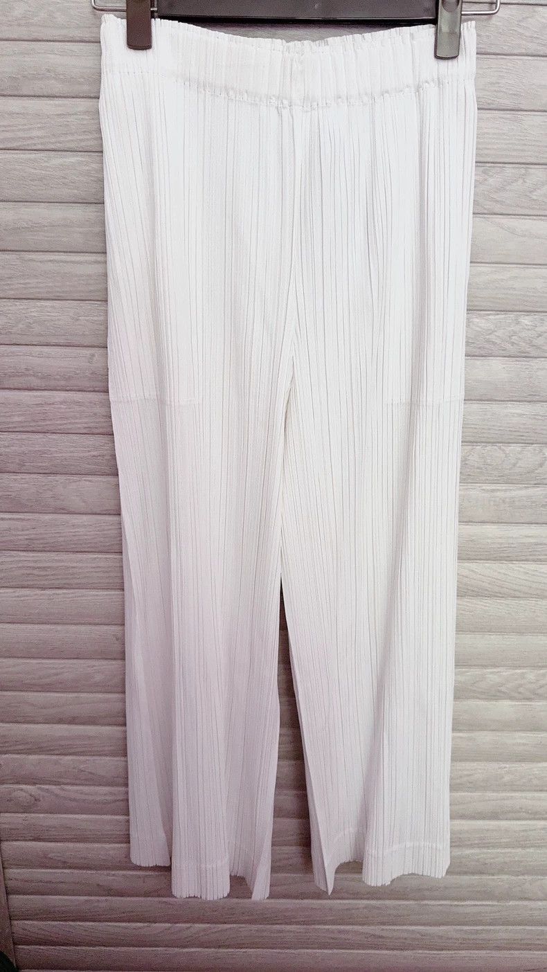 Issey Miyake issey miyake size:2 White straight-leg trousers Size 42" / US 20 - 1 Thumbnail
