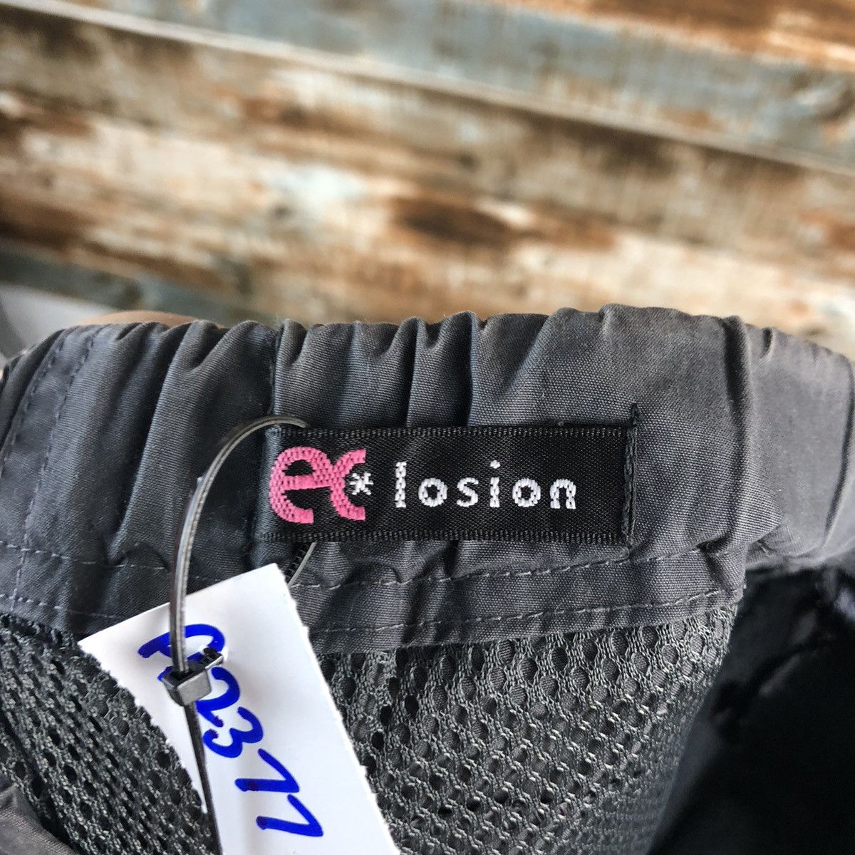 Japanese Brand Eclosion Grey Casual hiking Pants #A2377 Size 26" / US 2 / IT 38 - 23 Thumbnail