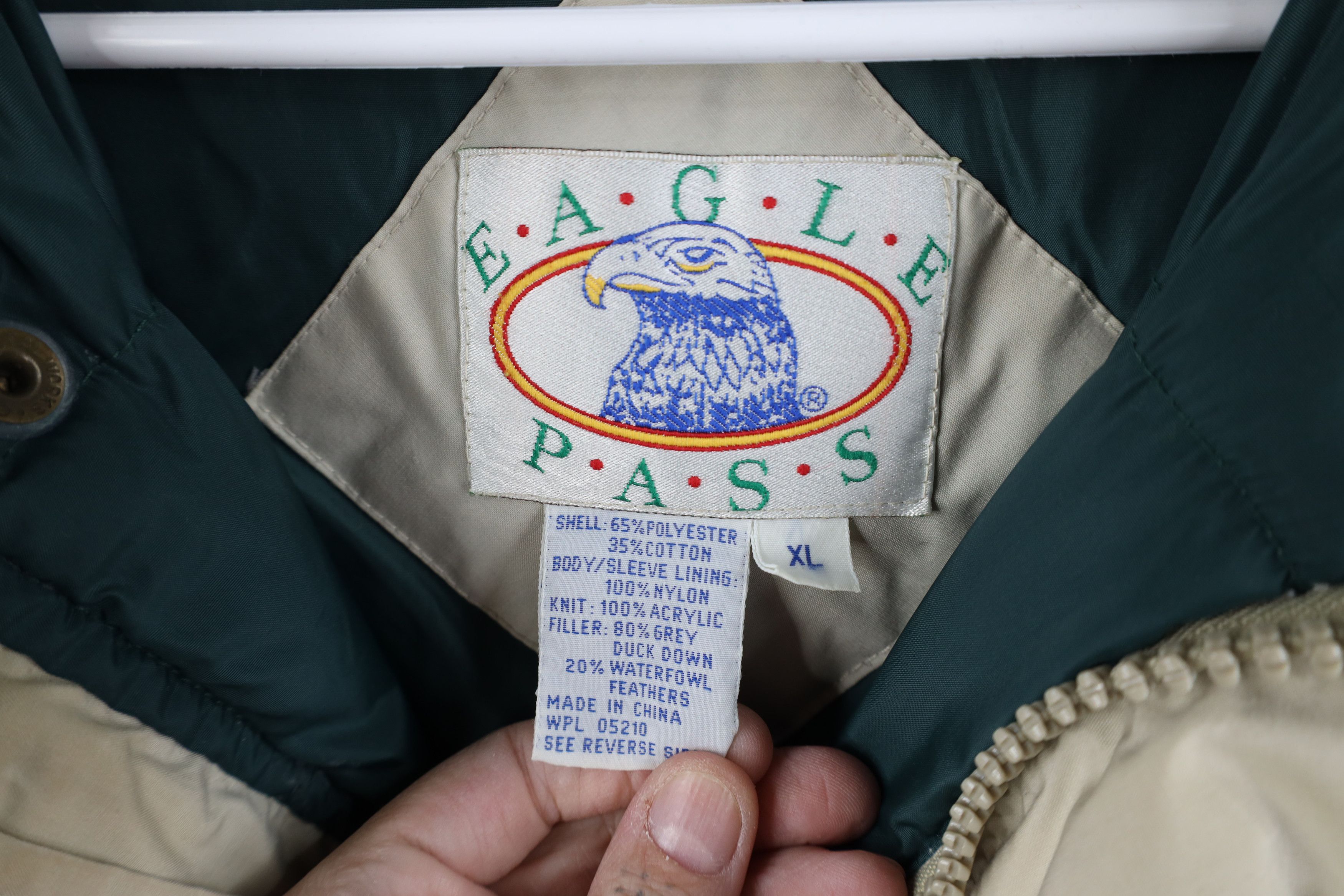 Vintage Vintage 90s Streetwear Down Insulated Puffer Jacket Beige Size US XL / EU 56 / 4 - 10 Thumbnail