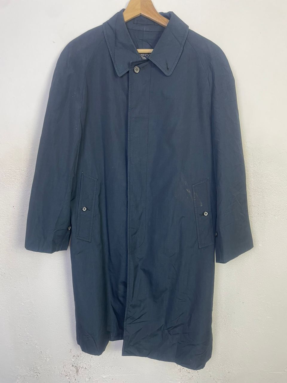 Burberry Burberry Over Coat Size US M / EU 48-50 / 2 - 1 Thumbnail