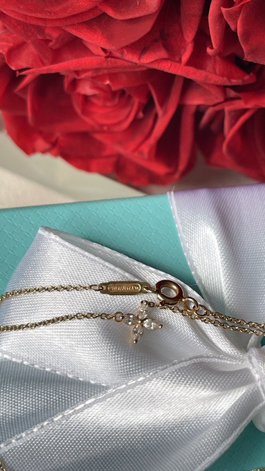 Tiffany & Co. TIFFANY & CO. VICTORIA DIAMOND PENDANT RG MINI 18K 16" $2800 Size ONE SIZE - 11 Thumbnail