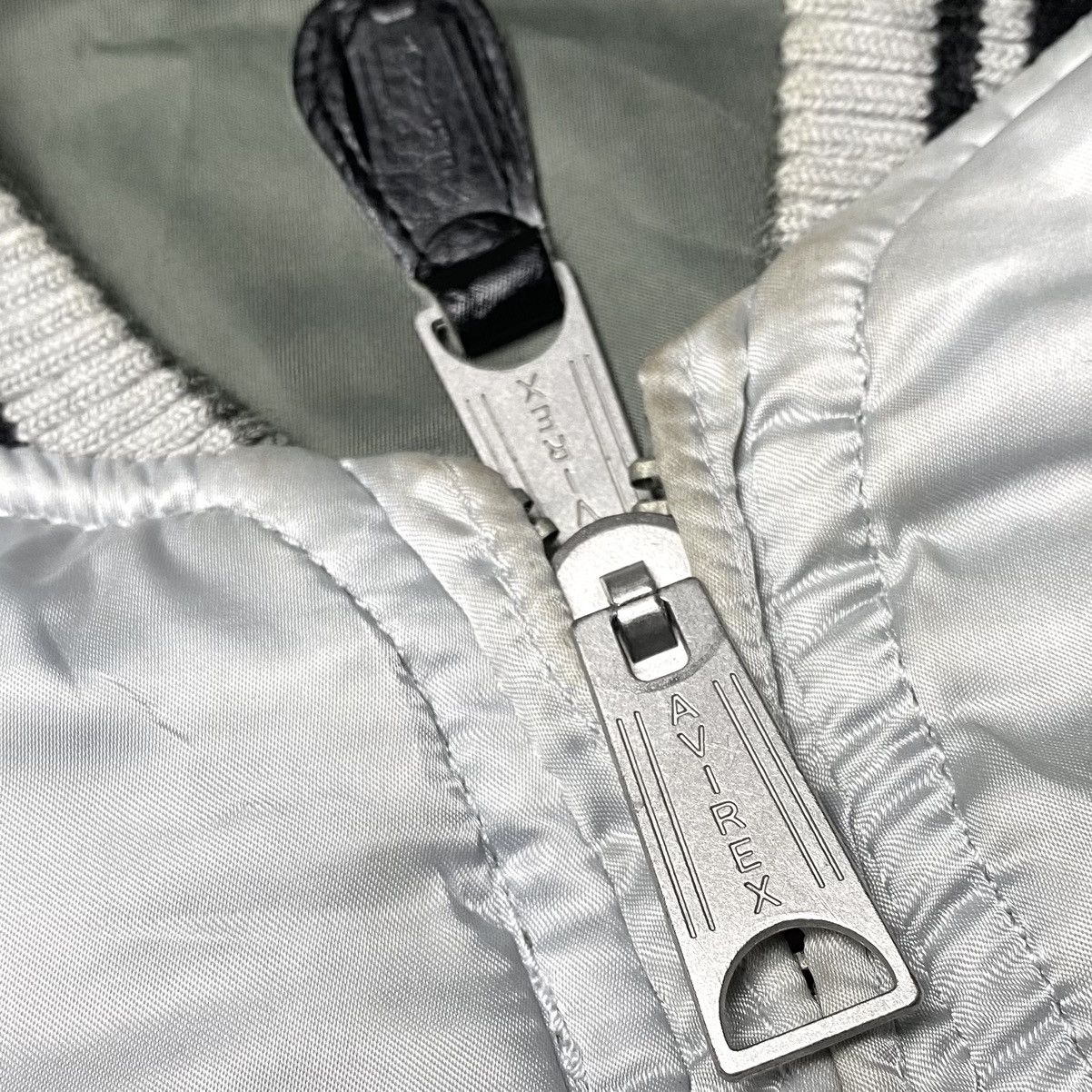 Maison MIHARA YASUHIRO 🔥Maison MIHARA YASUHIRO x Avirex Reversible Sukajan Jacket Size US M / EU 48-50 / 2 - 7 Thumbnail