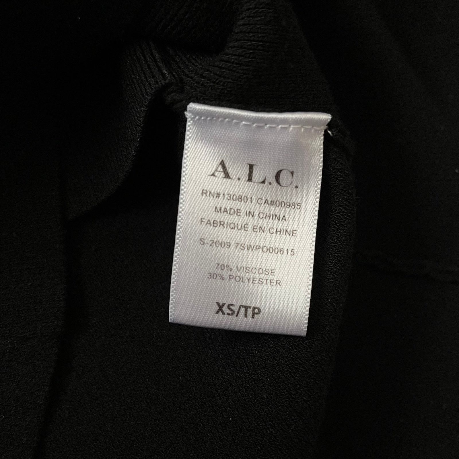 A.L.C. A.L.C. Priya Black Cut-Out Women's Long-Sleeve Knit Top Size XS / US 0-2 / IT 36-38 - 5 Thumbnail