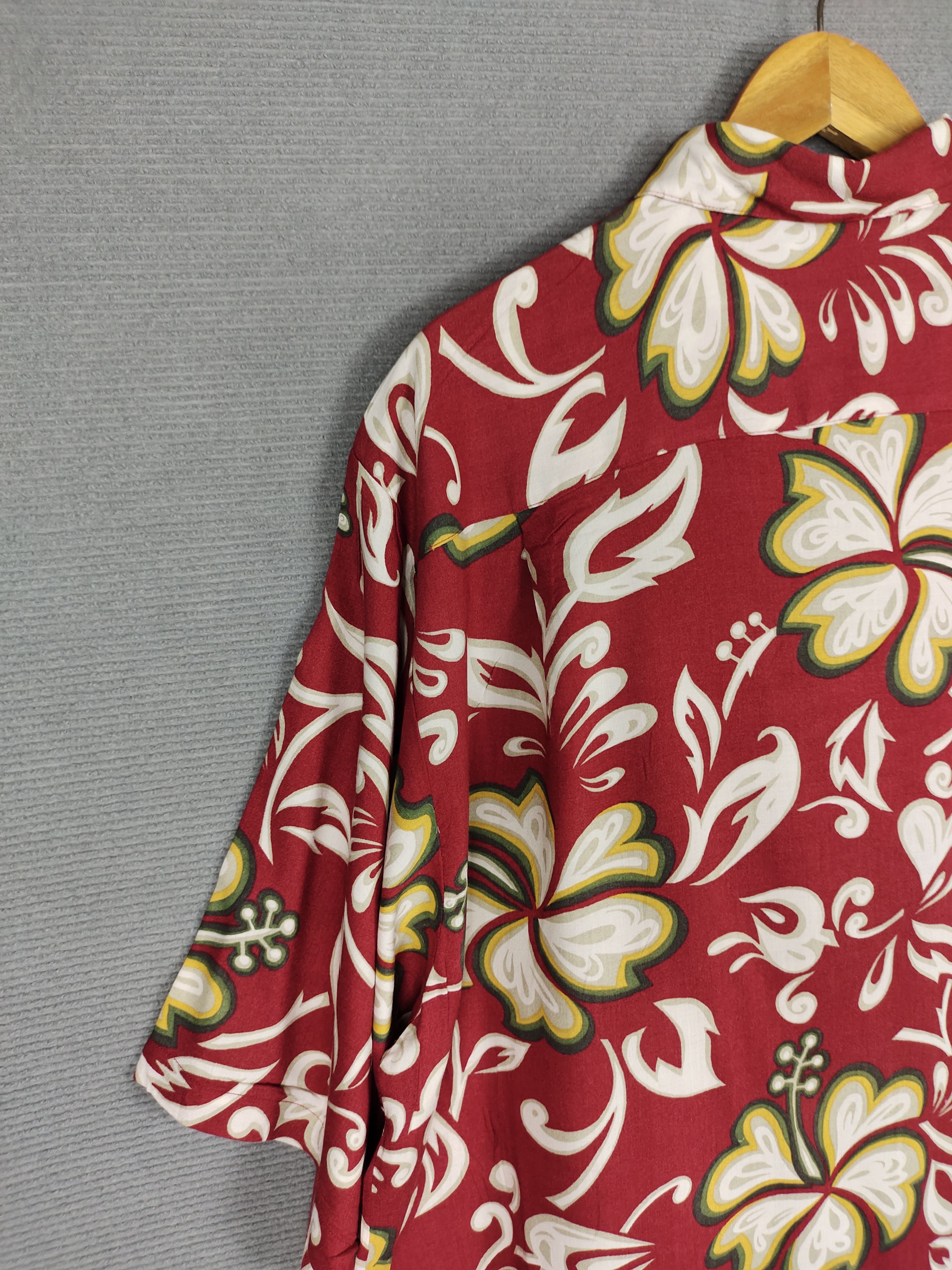 Hysteric Glamour 1990s Hana Bay Flower Printed Rayon Hawaiian Shirt Size US L / EU 52-54 / 3 - 11 Thumbnail