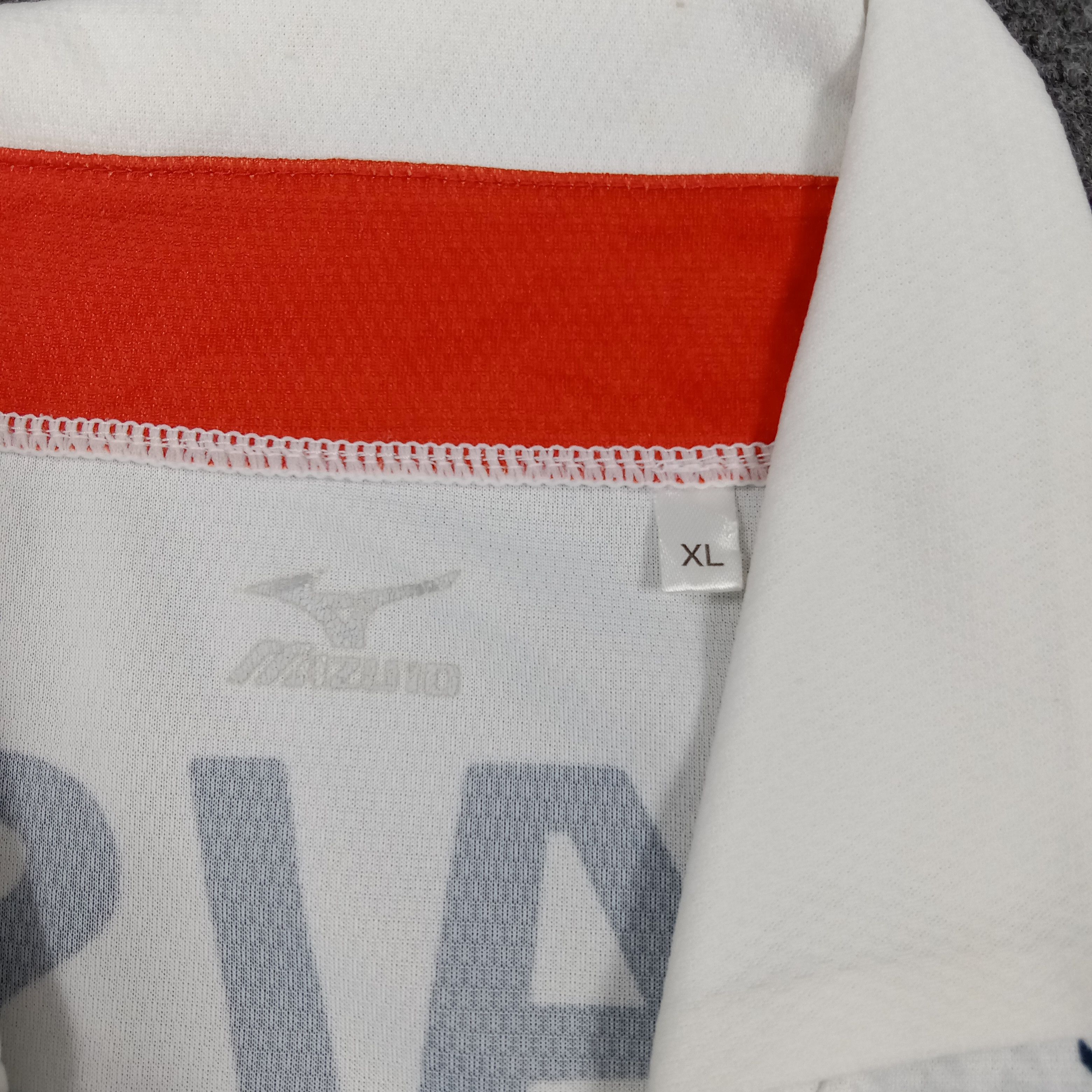 Japanese Brand Nagoya Grampus Eight J-League Away Japan Jersey C285N56 Size US M / EU 48-50 / 2 - 3 Thumbnail