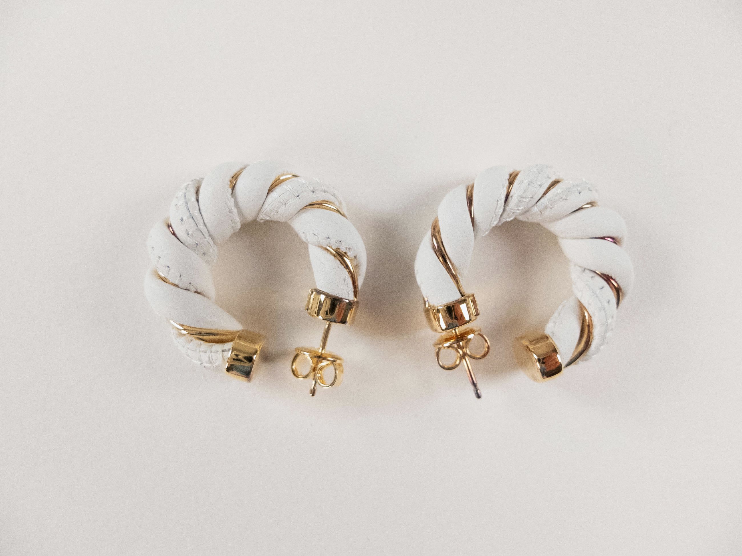 Bottega Veneta BOTTEGA VENETA Twist circle white leather silver earrings q Size ONE SIZE - 3 Thumbnail