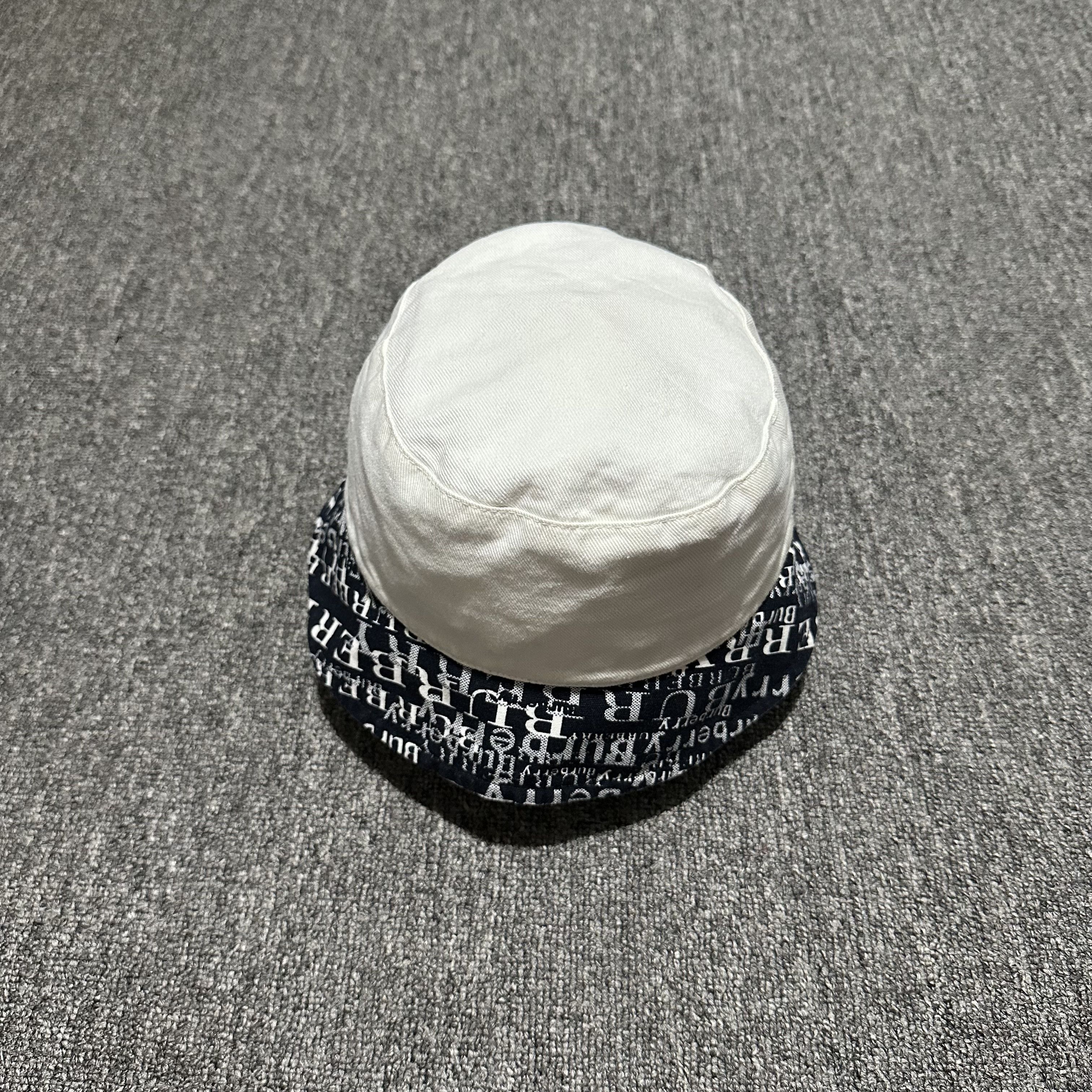 Burberry Burberry Reiversible Bucket Hats Size ONE SIZE - 3 Thumbnail