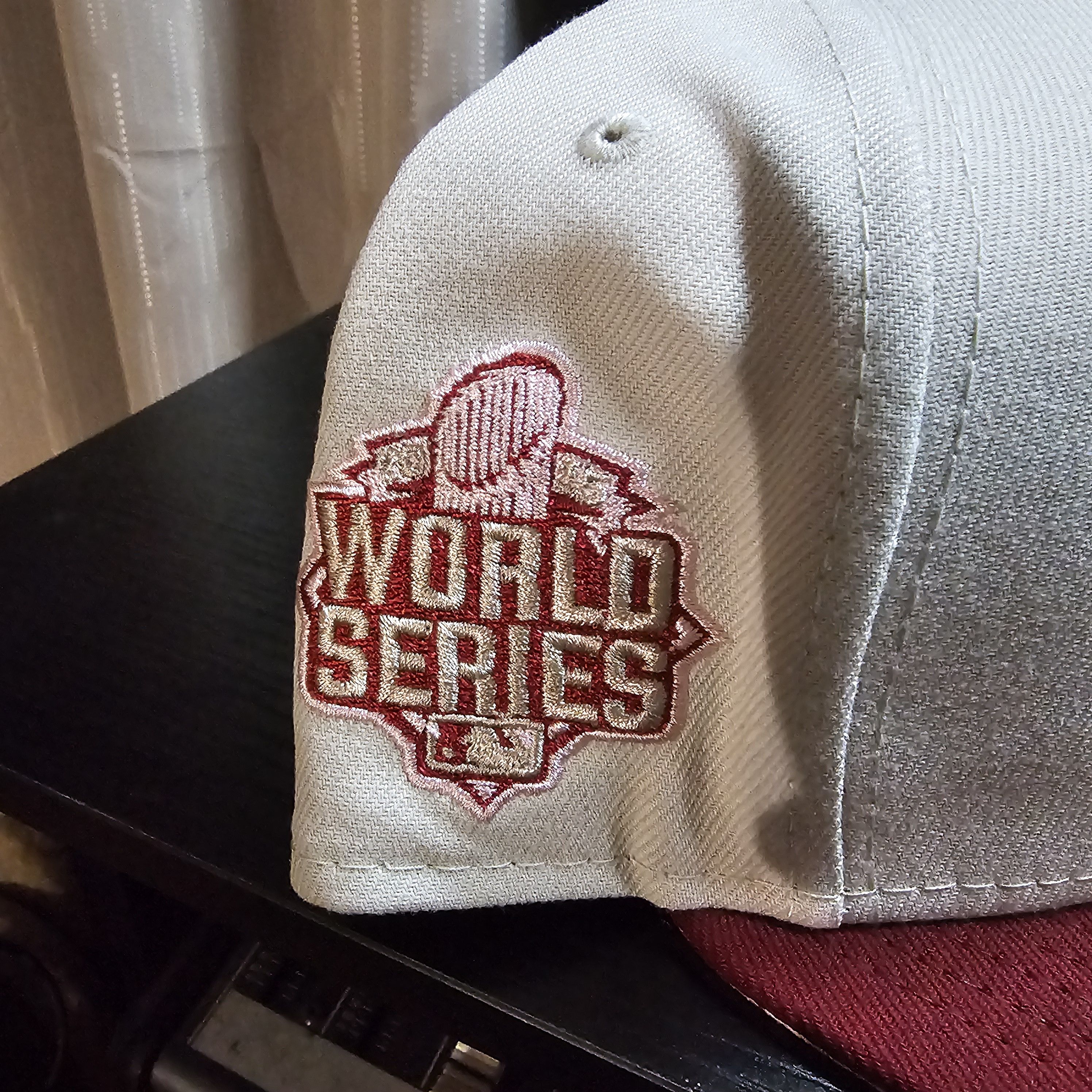 New Era Mr Met Pink Outline Size ONE SIZE - 2 Thumbnail