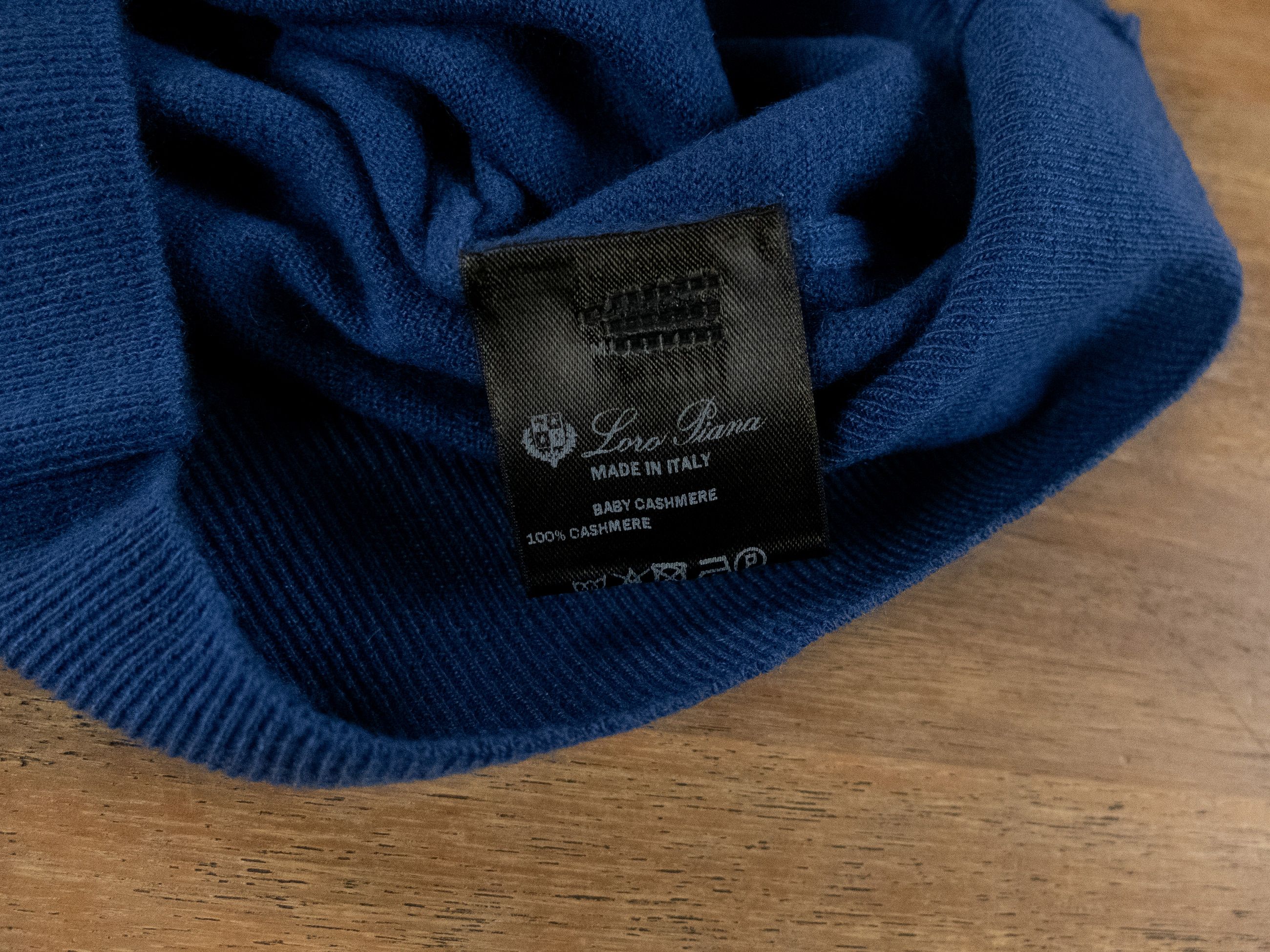 Loro Piana LORO PIANA blue lightweight baby cashmere v-neck sweater S Size US S / EU 44-46 / 1 - 5 Thumbnail