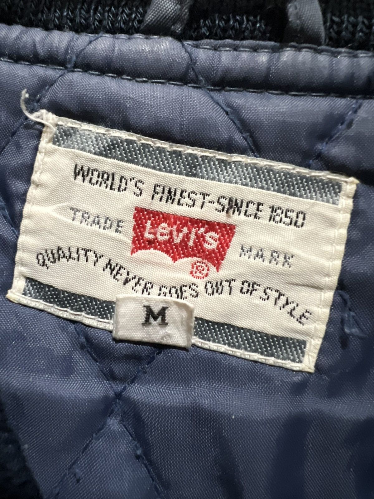 Levi's Vintage Clothing 80/90s Levi's Sun Faded Distressed Paint Bomber Jacket Size US M / EU 48-50 / 2 - 12 Thumbnail