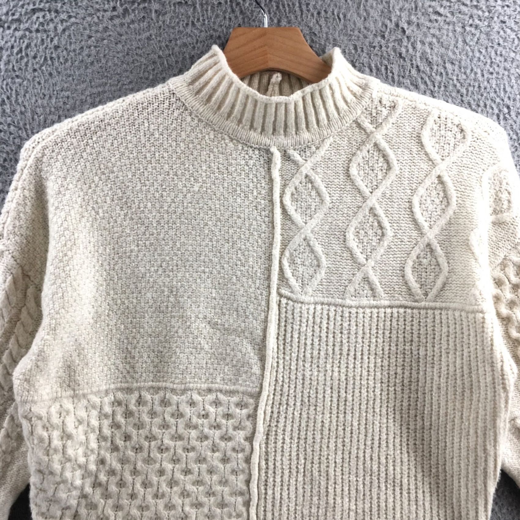 American Eagle Outfitters American Eagle Outfitters Pullover Sweater Womens M Off-White Mock Neck Long Sleeve Knitted Smooth Solid Cable-Knit Lightweight Casual 90s? Size M / US 6-8 / IT 42-44 - 2 Thumbnail