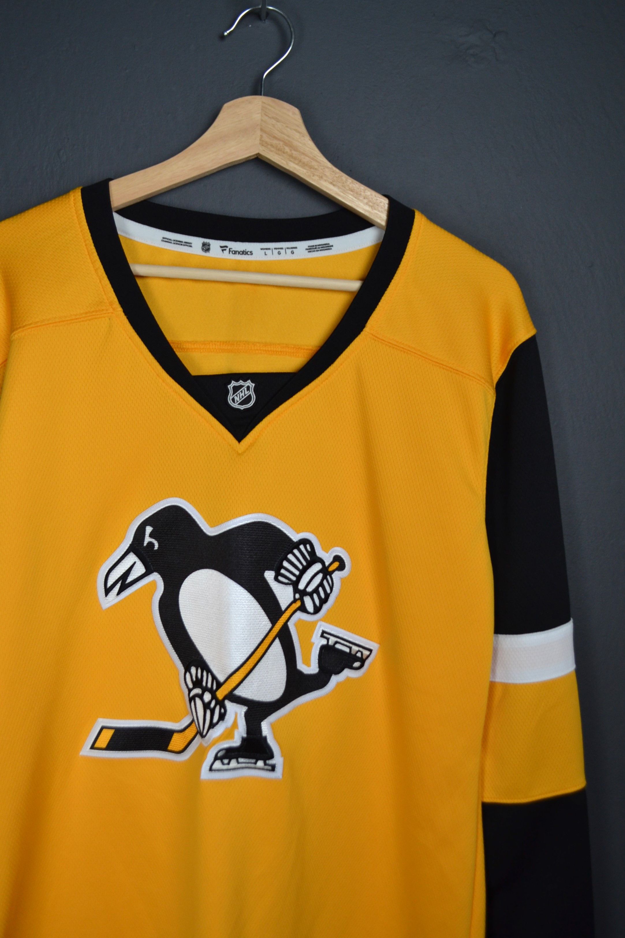 Vintage Pittsburg Penguins Fanatics Women's L Jersey Size L / US 10 / IT 46 - 2 Thumbnail