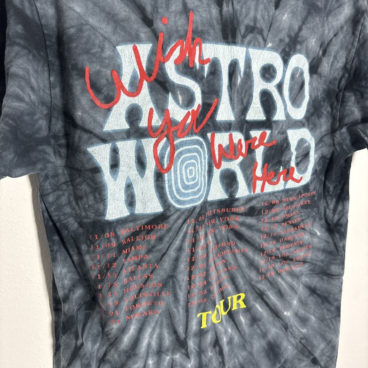 Travis Scott TIE DYE TRAVIS SCOTT ASTRO WORLD GRAPHIC TEE Size US M / EU 48-50 / 2 - 4 Thumbnail