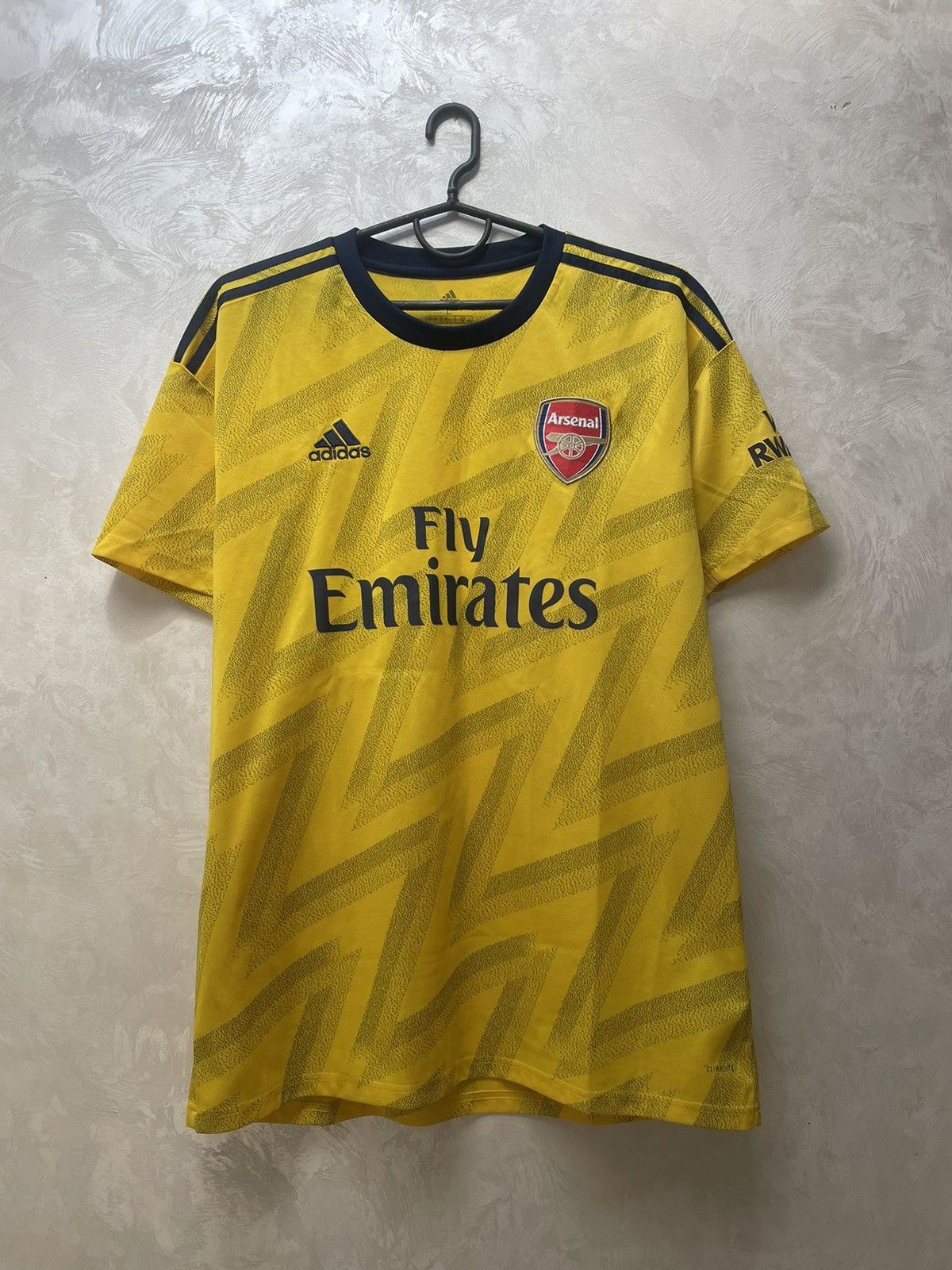 Adidas ARSENAL LONDON 2019/2020 AWAY FOOTBALL SOCCER SHIRT JERSEY Size US L / EU 52-54 / 3 - 1 Thumbnail