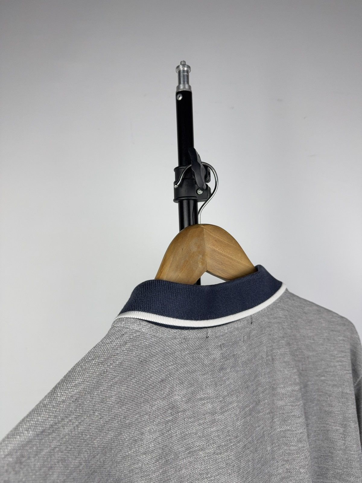 Polo Ralph Lauren Y2K 00s Ralph Lauren Custom Slim Fit Polo Grey Navy Trim L Size US L / EU 52-54 / 3 - 12 Thumbnail