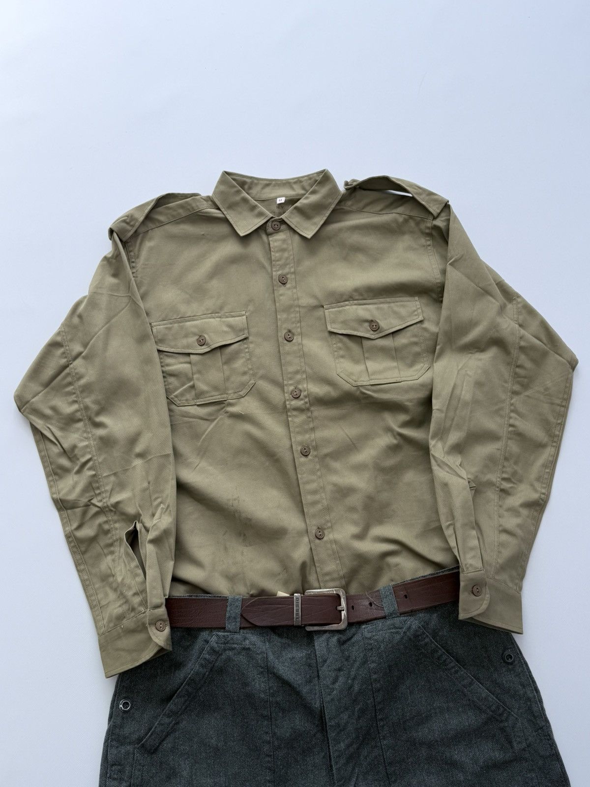 Vintage Vintage 1964 Dated German Military Long Shirt Size US L / EU 52-54 / 3 - 1 Thumbnail