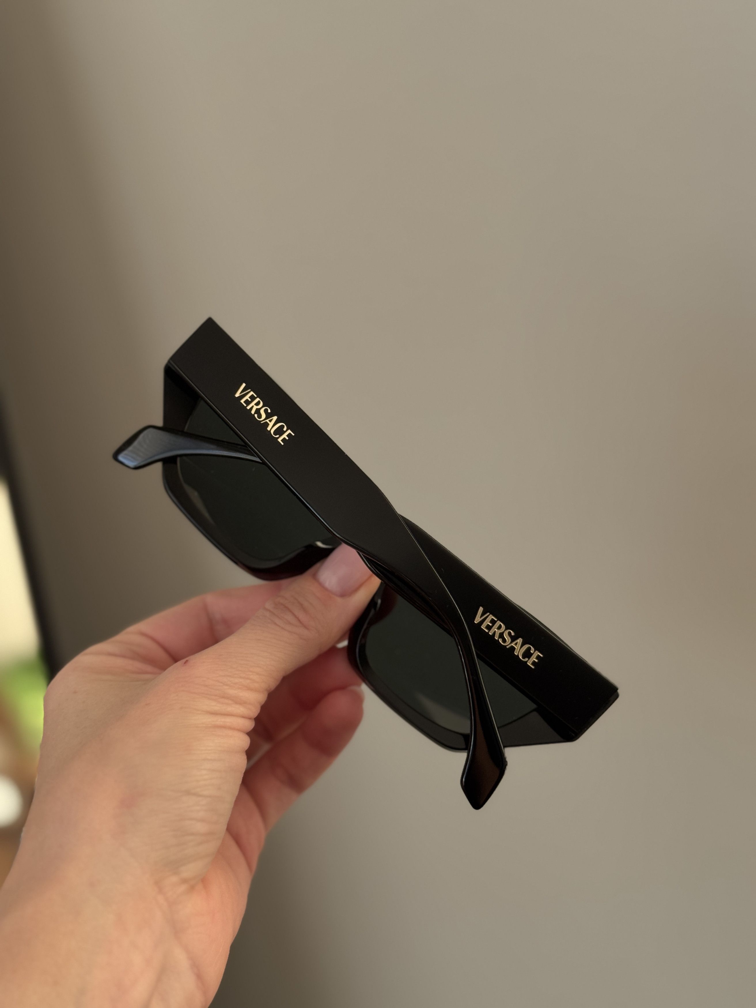 Versace Versace Women Sunglasses VE4488U GB1/87 NEW AUTHENTIC Size ONE SIZE - 9 Thumbnail