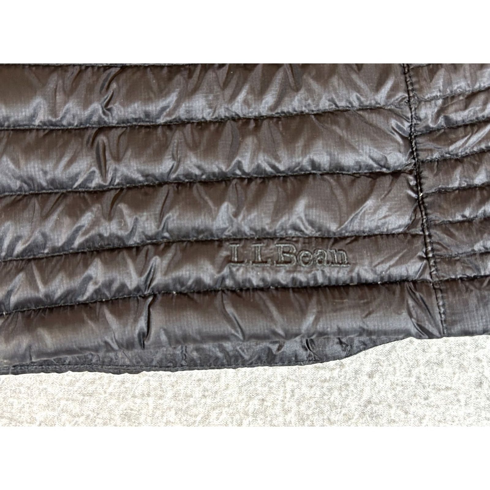 Vintage LL Bean Jacket Womens Medium Black Ultralight 850 Down Hood Puffer Packable Coat Size M / US 6-8 / IT 42-44 - 3 Thumbnail