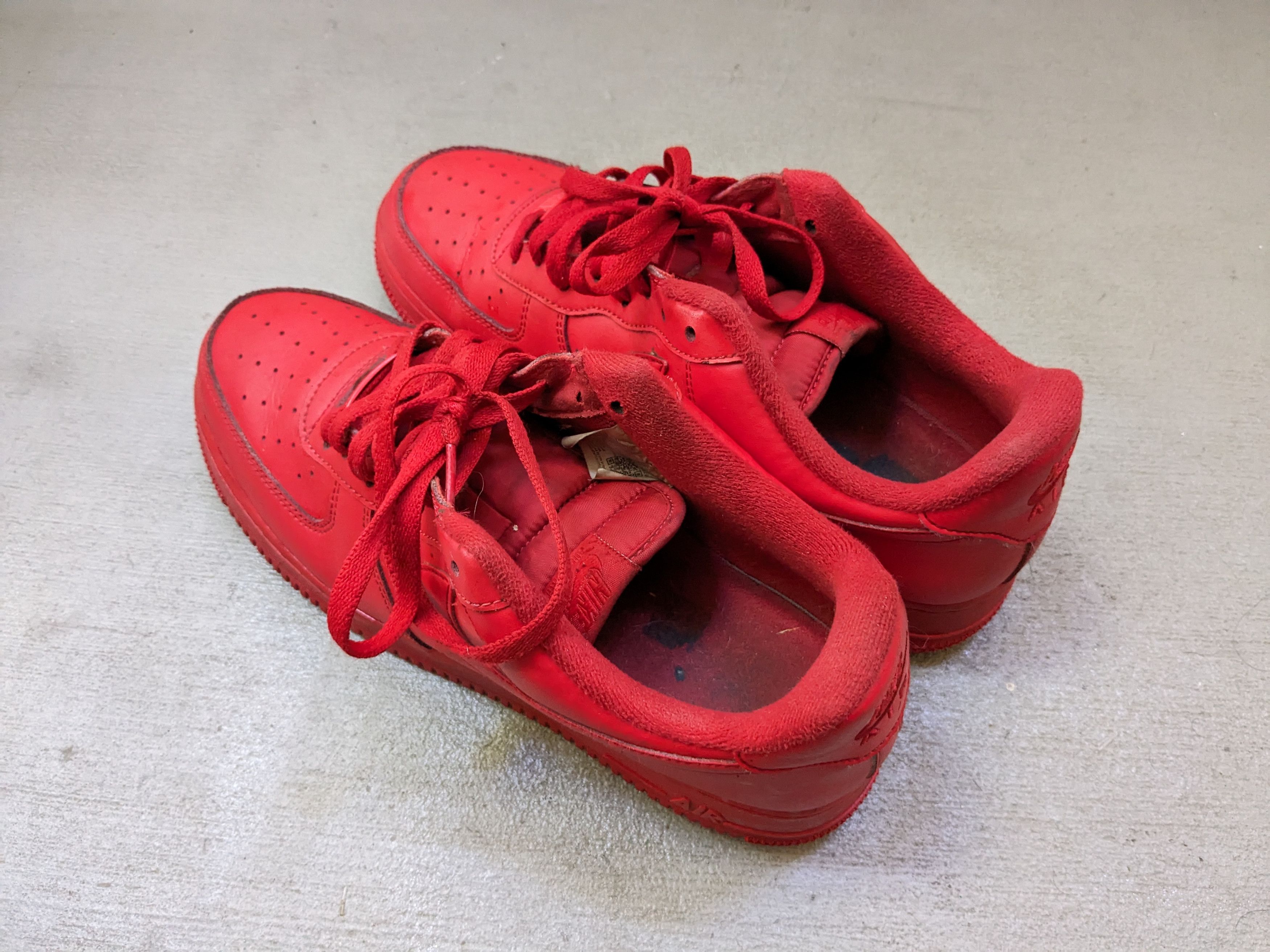 Nike Nike Air Force 1 '07 LV8 Low Triple Red 10.5 CW6999-600 Size US 10.5 / EU 43-44 - 10 Thumbnail
