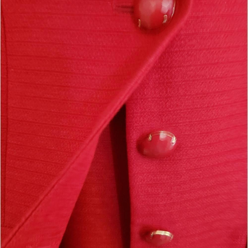 Designer CT1018a Kasper vintage red two piece ladies petite suit Size M / US 6-8 / IT 42-44 - 4 Thumbnail