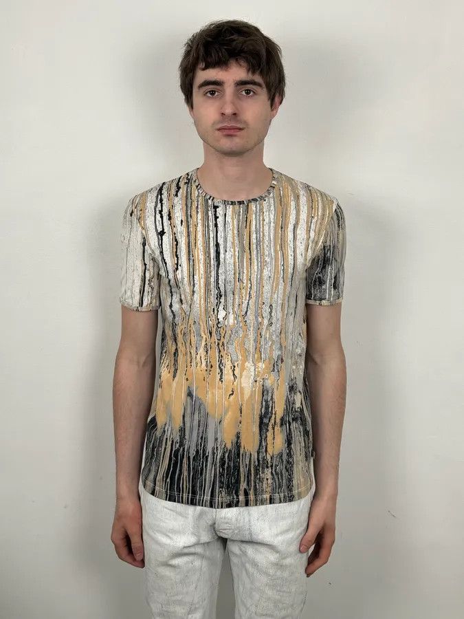 Roberto Cavalli 2000s Roberto Cavalli Beige Striped Abstract Painting T-Shirt Size US S / EU 44-46 / 1 - 2 Thumbnail