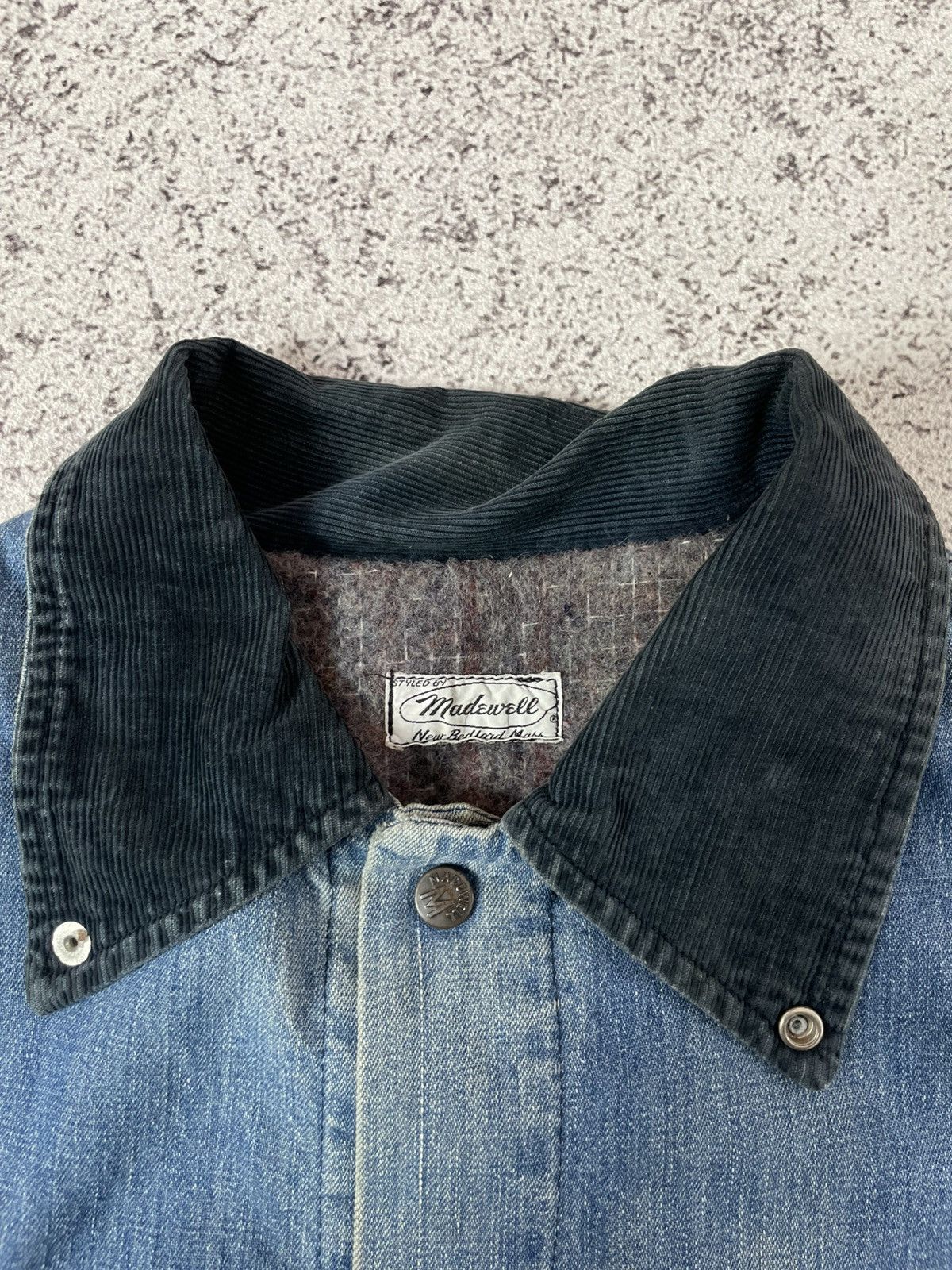 Vintage Vintage 60s Madewell Blanket Lined Denim Thrashed Chore Coat Size US L / EU 52-54 / 3 - 6 Thumbnail