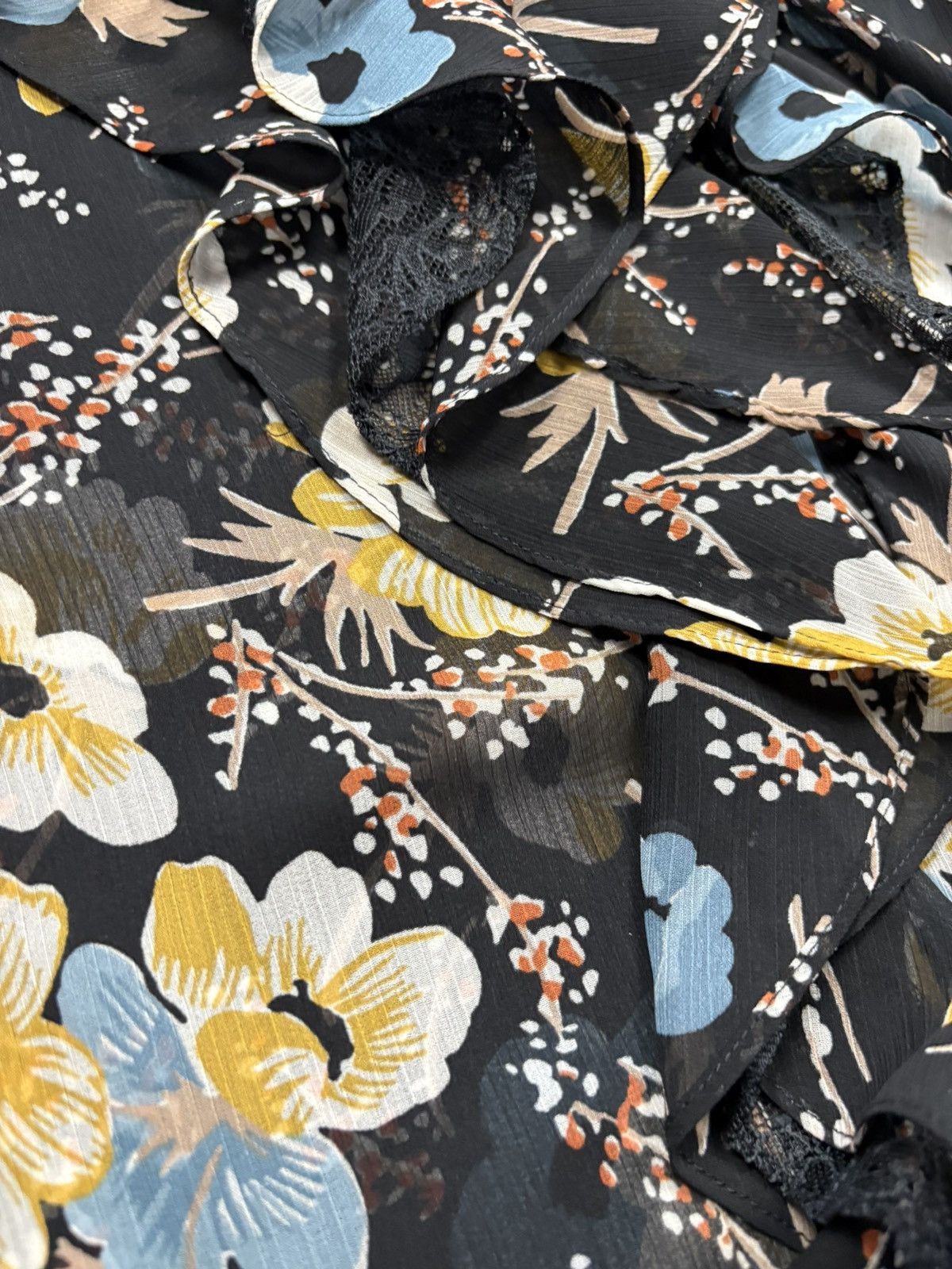 Polo Ralph Lauren Lauren Ralph Lauren Floral Ruffle Blouse Sheer M Black Label Size M / US 6-8 / IT 42-44 - 8 Thumbnail