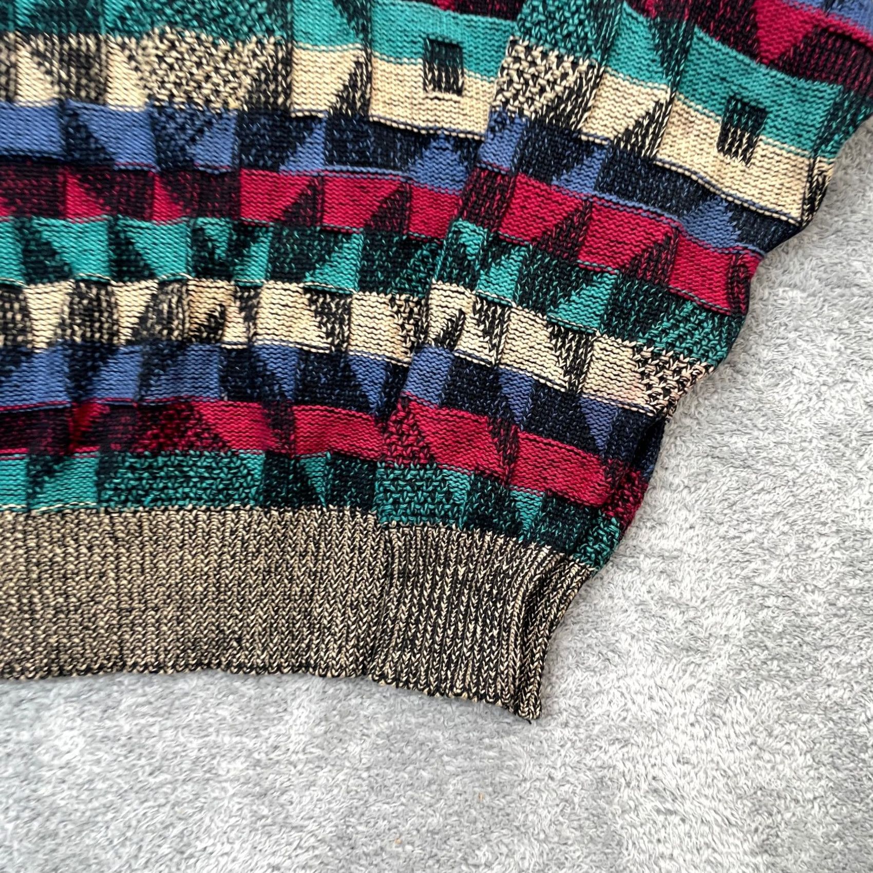 Vintage VINTAGE Pacific Club Sweater Mens Large Red Geometric Knit 90s Cotton Grandpa Size US L / EU 52-54 / 3 - 2 Thumbnail