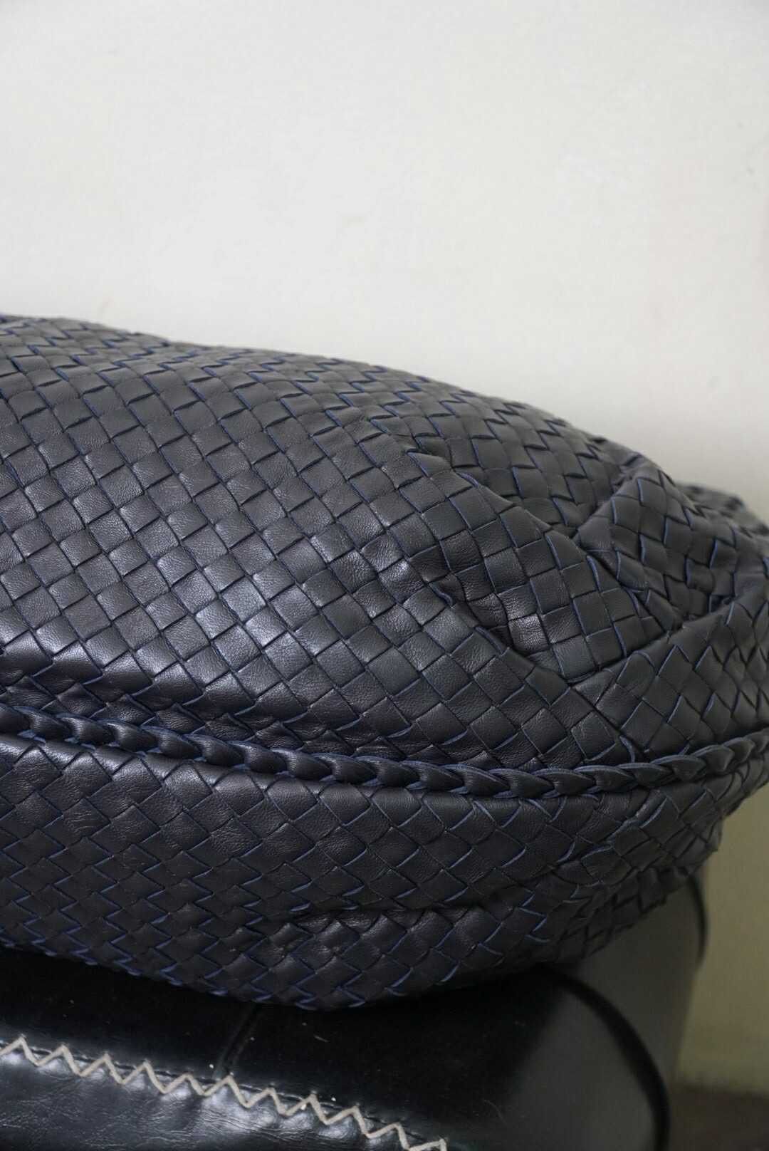 Bottega Veneta Bottega Veneta Belly Hobo Bag Intrecciato Black Leather Size ONE SIZE - 9 Thumbnail