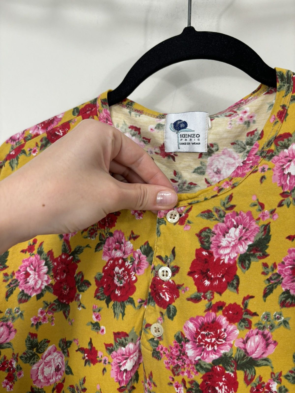 Kenzo Vintage Kenzo 90s Women’s Floral Under Wear T-Shirt Tee Size M / US 6-8 / IT 42-44 - 4 Thumbnail