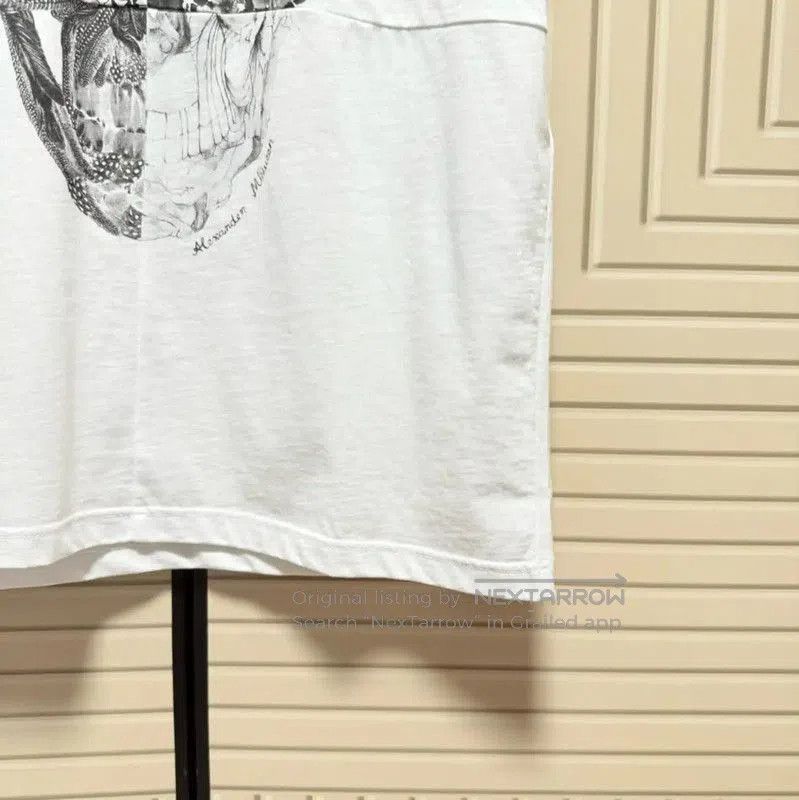 Alexander McQueen Alexander McQueen Summer White Graphic T-Shirt . Size US S / EU 44-46 / 1 - 5 Thumbnail