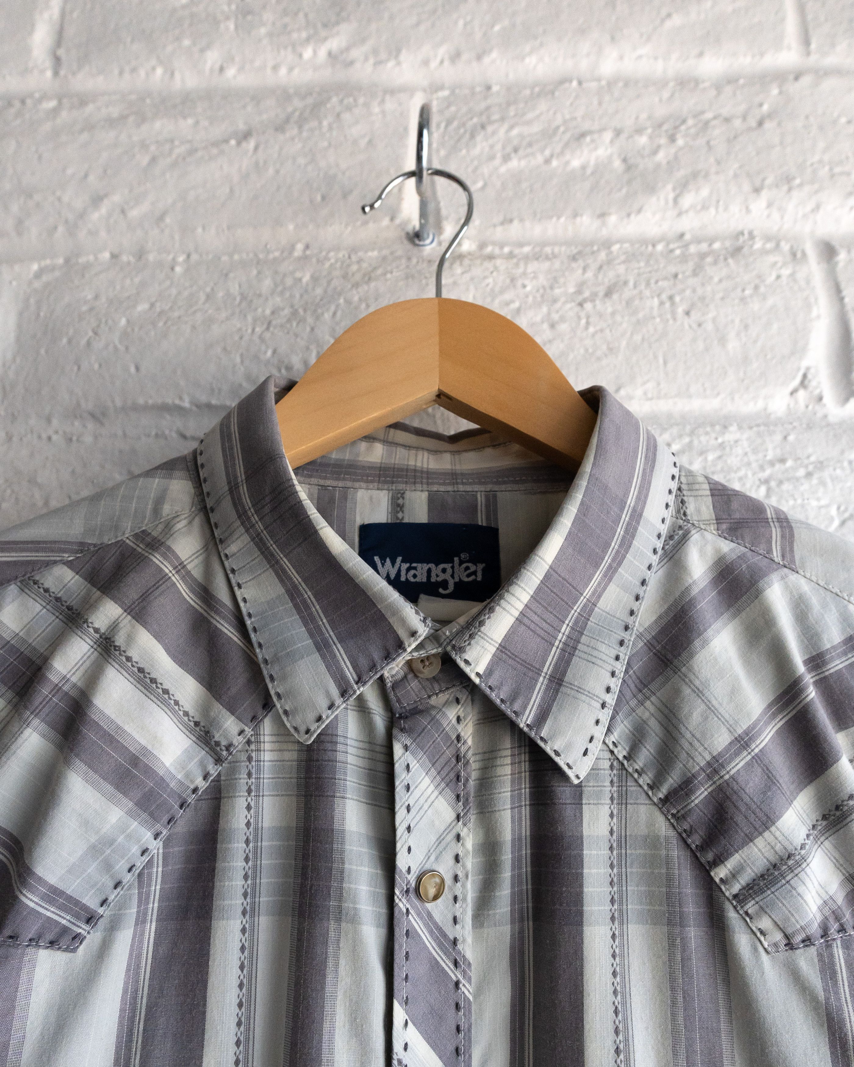 Wrangler Vintage 90s Wrangler Western Shirt Tonal Gray Plaid Men's XL Size US XL / EU 56 / 4 - 7 Thumbnail