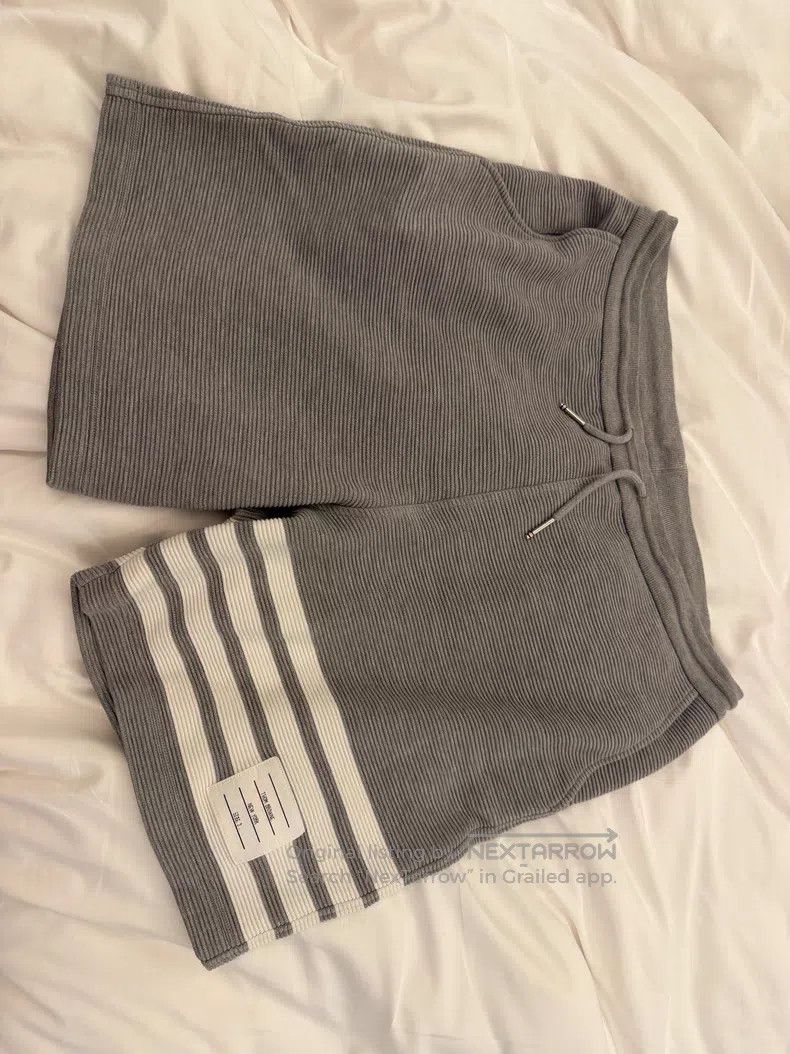 Thom Browne Thom Browne size 2 Gray Shorts Size US 28 / EU 44 - 1 Thumbnail