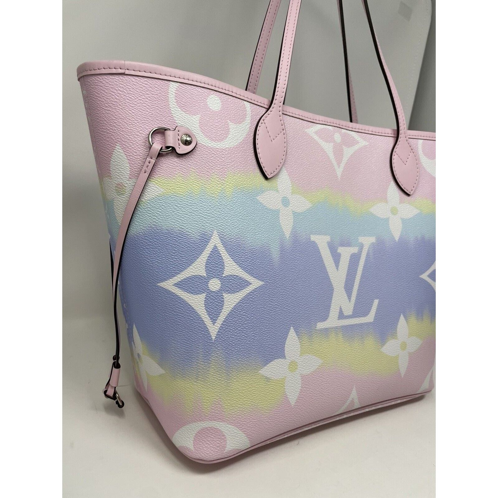 Louis Vuitton Louis Vuitton Authentic Escale Pastel Pink Neverfull Giant Size ONE SIZE - 5 Thumbnail