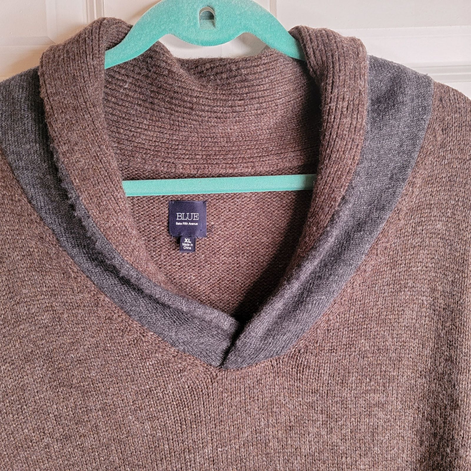Saks Fifth Avenue Saks Fifth Avenue Blue Shawl Collar Sweater size XL Size US XL / EU 56 / 4 - 3 Thumbnail