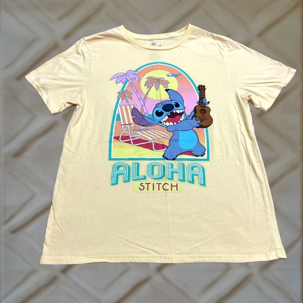 Disney Disney Stitch Aloha Graphic T-Shirt Unisex L Yellow Crew Neck Casual Tee Top Shirt Adults Size L / US 10 / IT 46 - 1 Thumbnail