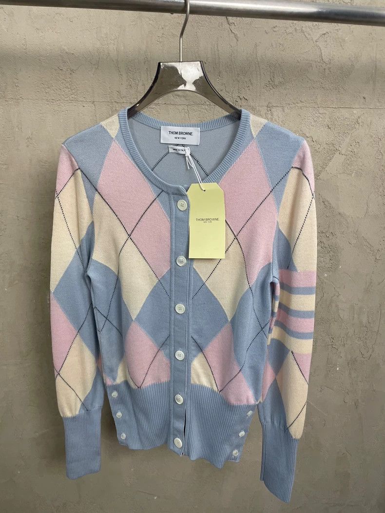 Thom Browne Thom Browne Blue and pink diamond pattern pure wool knit o Size S / US 4 / IT 40 - 3 Thumbnail