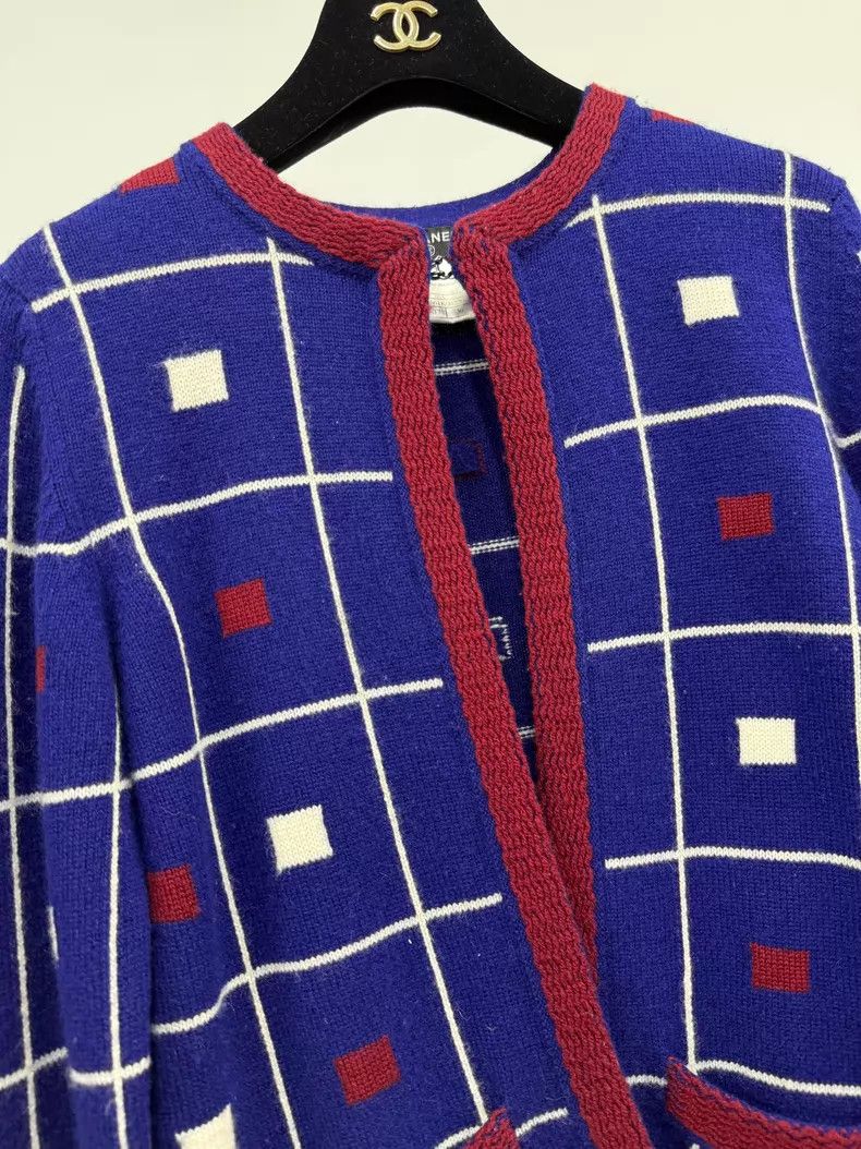 Chanel Chanel Color-blocked plaid cashmere knitted cardigan coat Size XS / US 0-2 / IT 36-38 - 2 Thumbnail