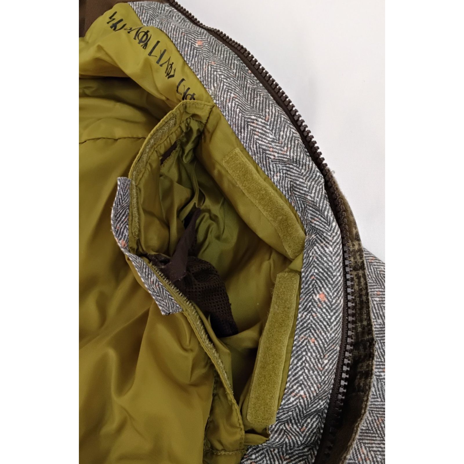 Burton Burton Snowboard Jacket Men's L Brown/Gray Herringbone Size US L / EU 52-54 / 3 - 11 Thumbnail